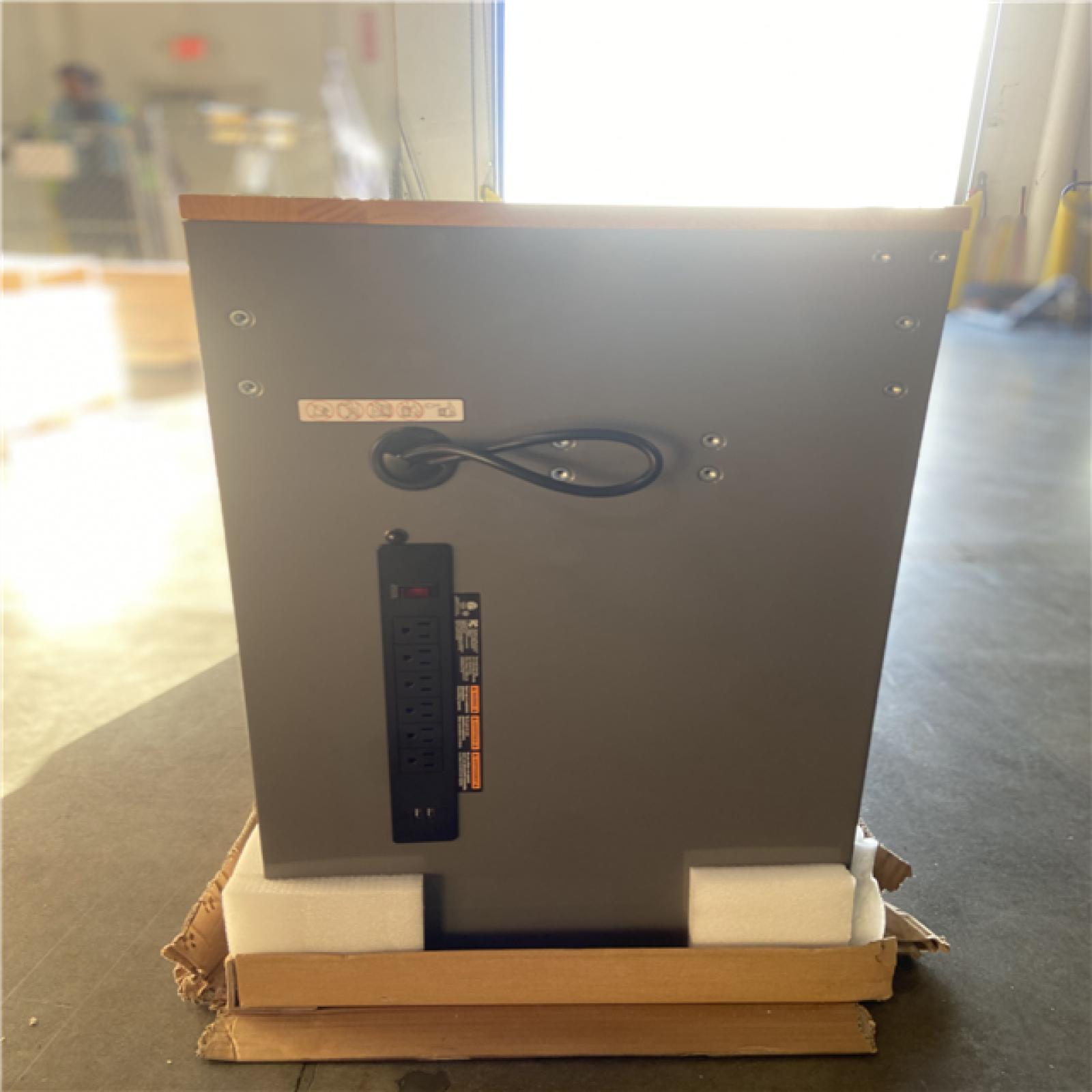 DALLAS LOCATION - Husky Tool Storage 46 in. W Gloss Gray Mobile Workbench Cabinet