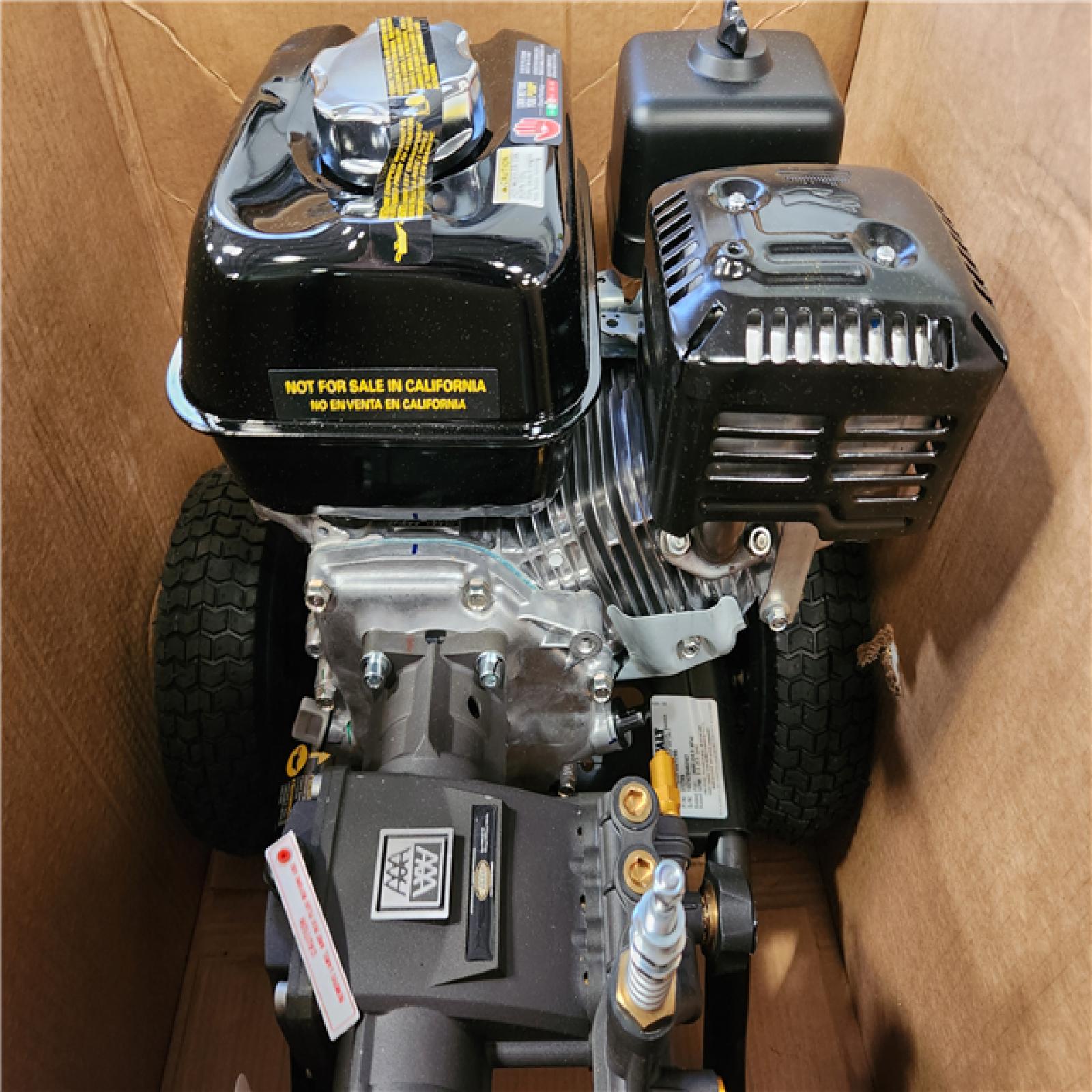 Phoenix NEW DEWALT 3600 PSI 2.5 GPM Cold Water Gas Professional Pressure Washer with HONDA GX200 Engine