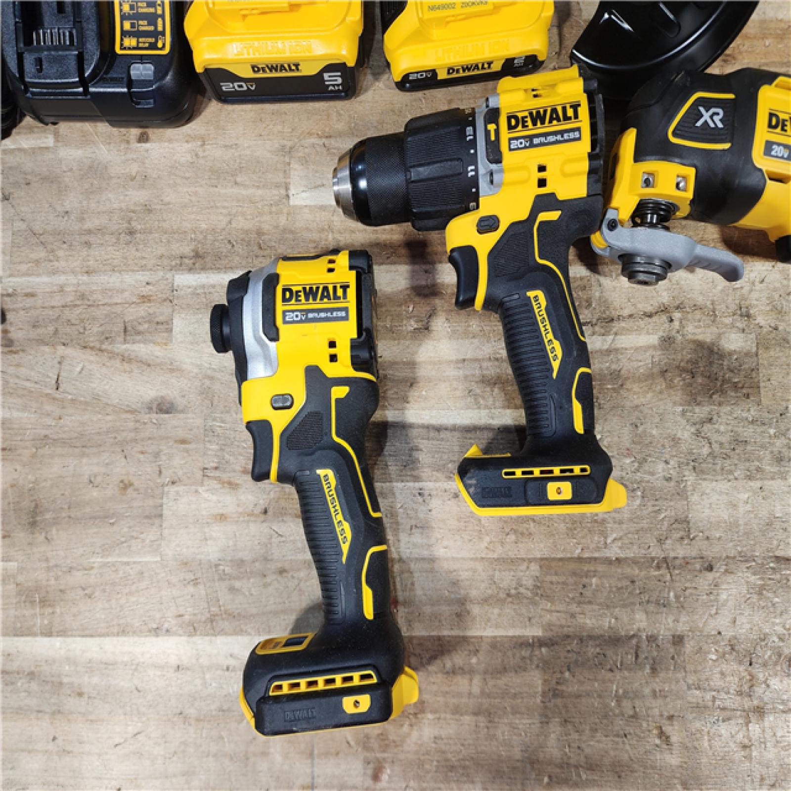 HOUSTON LOCATION - AS - IS DEWALT 20V MAX Lithium-Ion Cordless 6-Tool Combo Kit
