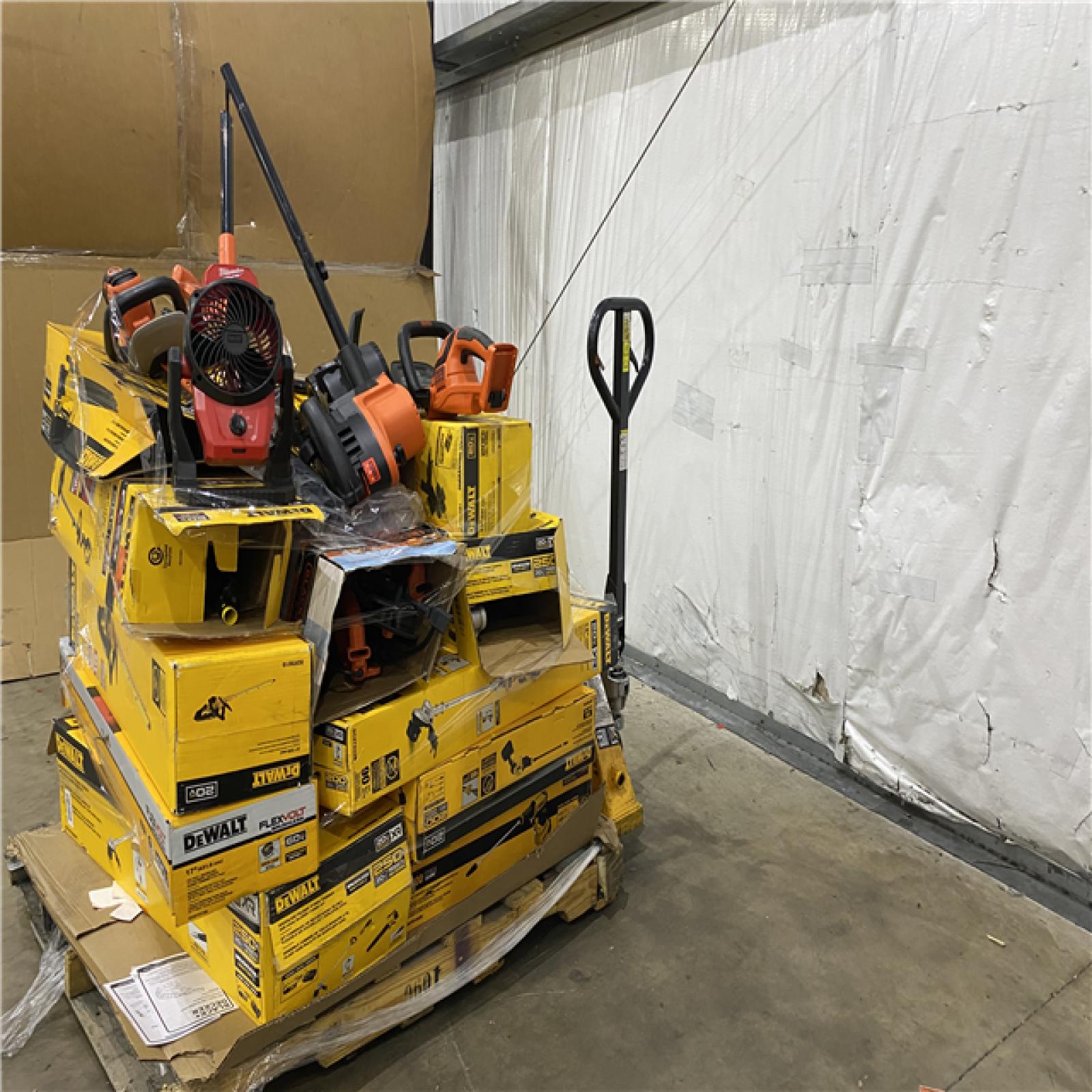 Houston Location AS IS - Tool Pallet