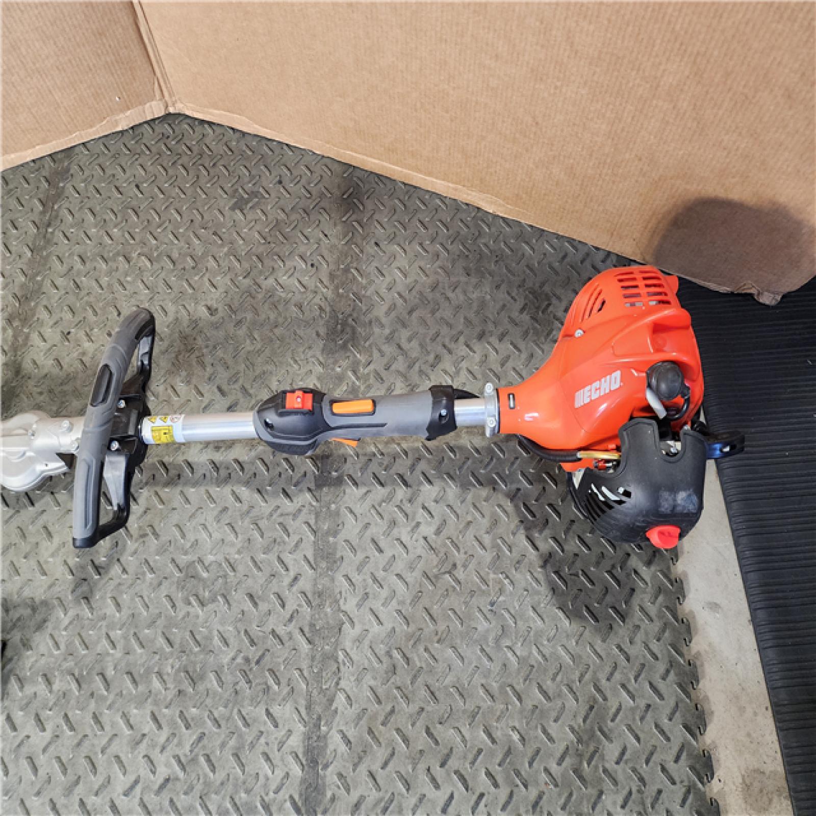 HOUSTON LOCATION - AS-IS Echo 21 in. 2 Stroke Gas Double Sided Shaft Hedge Clipper
