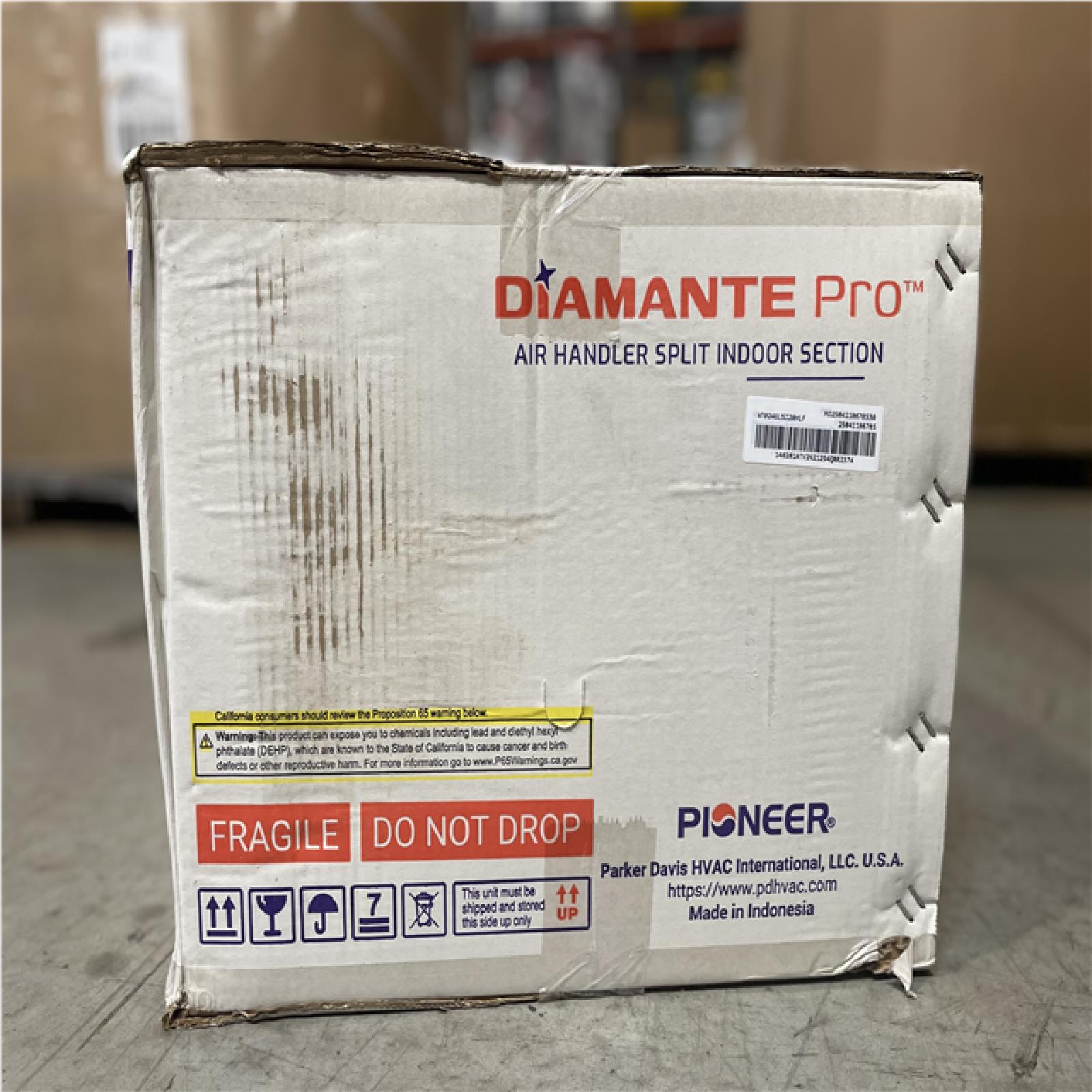 DALLAS LOCATION- AS-IS 24 000 BTU Diamante Pro High Wall Series Ductless Mini Split Indoor Unit