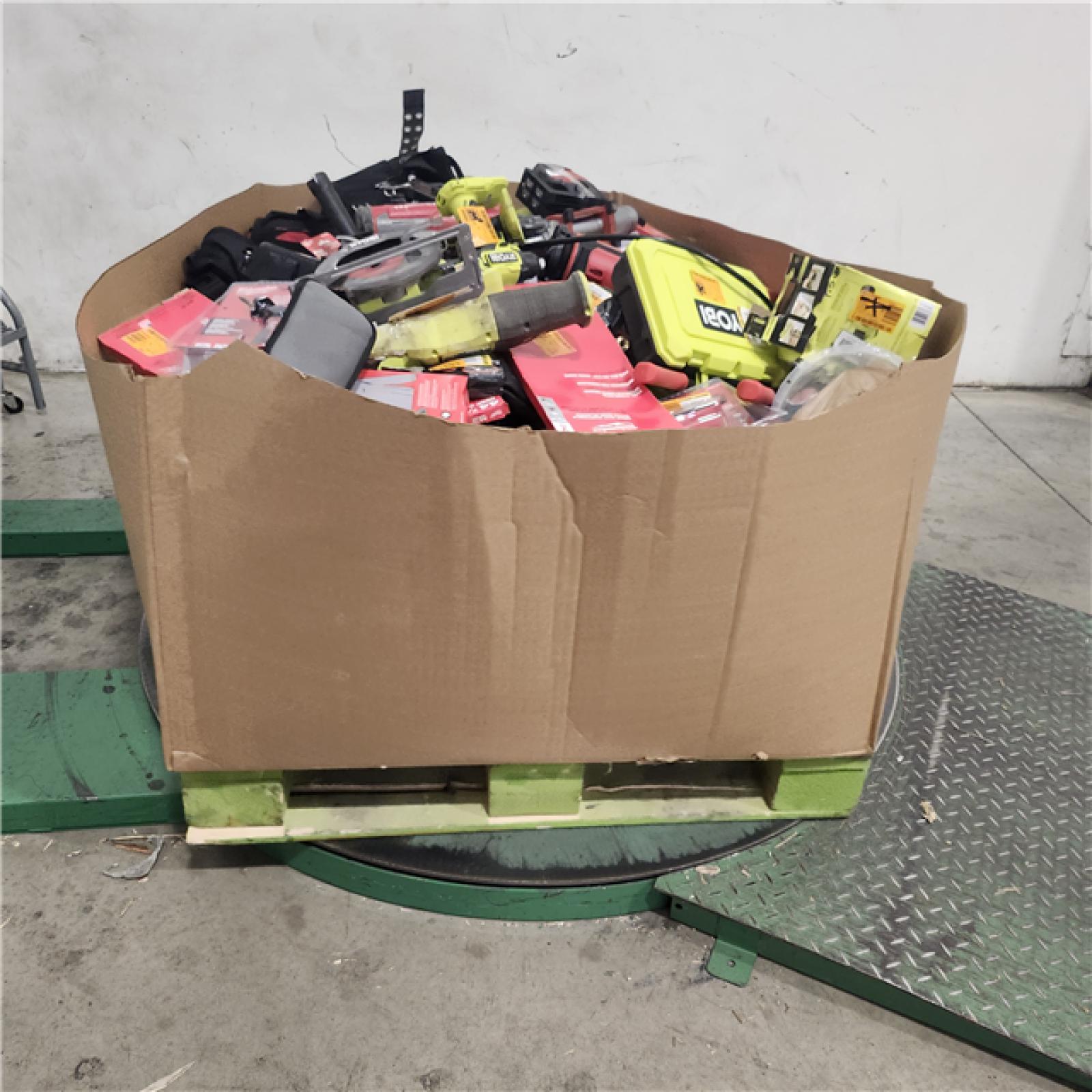 Dallas Location - As-Is Tool Pallet