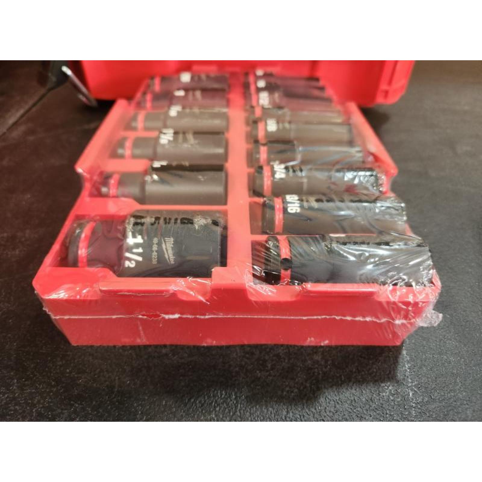 Phoenix NEW Milwaukee SHOCKWAVE Impact-Duty 1/2 in. Drive Metric and SAE Standard Impact PACKOUT Socket Set 15 pieces (SEALED)