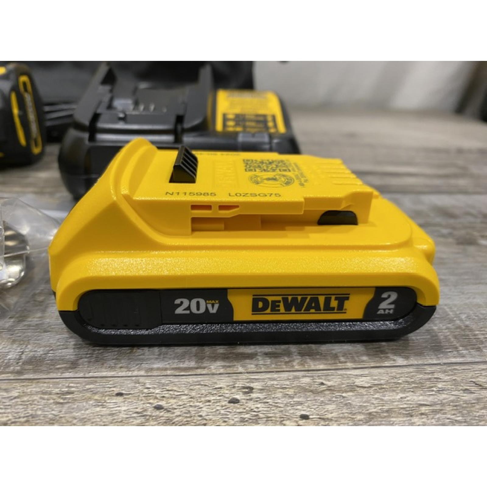 AS-IS DEWALT Atomic 20V Max Lithium-Ion Brushless Cordless Compact 1/4 in. Impact Driver Kit