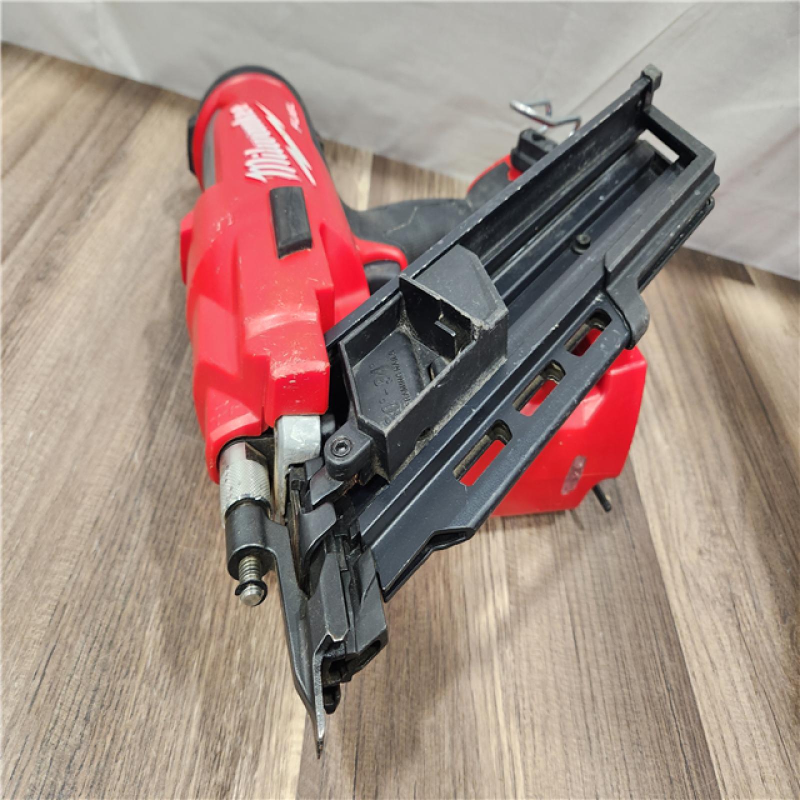 AS-IS- Milwaukee M18 FUEL 30 Degree Framing Nailer (TOOL ONLY)