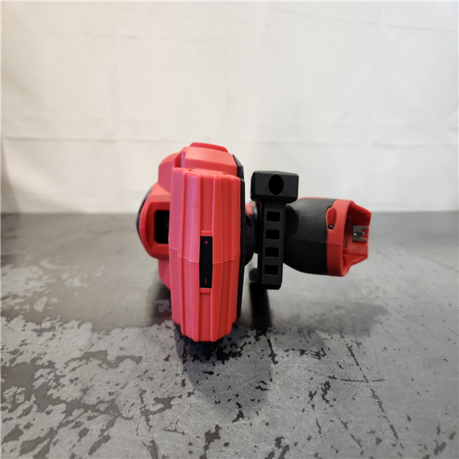 AS-IS- Milwaukee 12V Lithium-Ion Cordless 10 oz. Adhesive and Caulk Gun (Tool-Only)