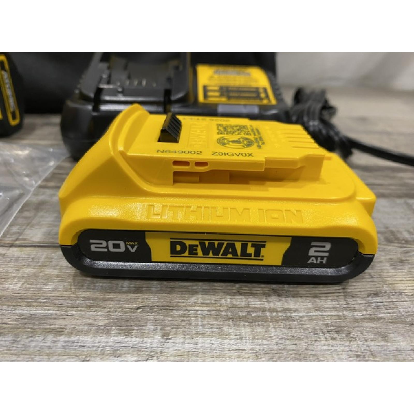 AS-IS DEWALT Atomic 20V Max Lithium-Ion Brushless Cordless Compact 1/4 in. Impact Driver Kit