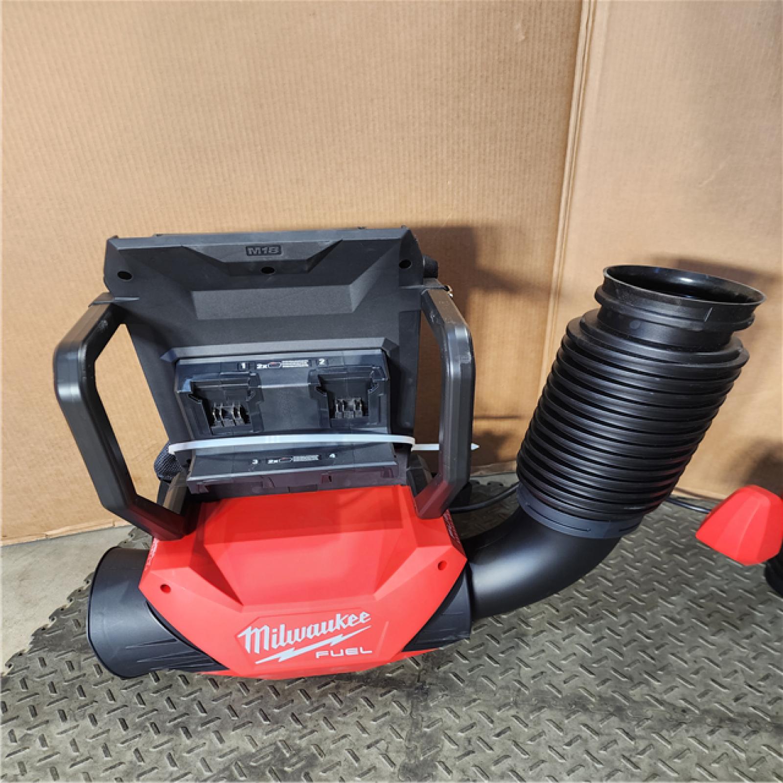HOUSTON LOCATION - AS-IS M18 FUEL 155 MPH 650 CFM 18V Brushless Cordless Battery Backpack Blower W/ CHARGER