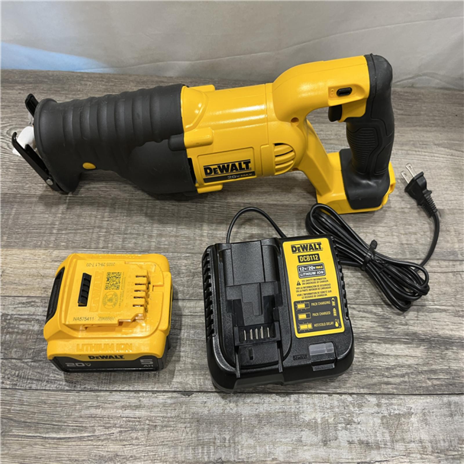 AS-IS DEWALT 20-Volt MAX Lithium-Ion Cordless Reciprocating Saw Kit with Battery 5Ah  Charger and Case