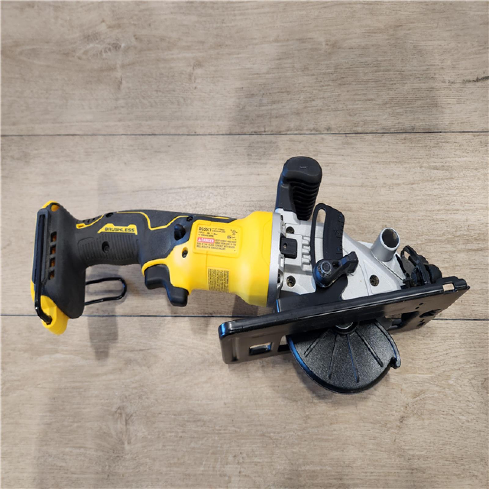 AS-IS- DEWALT ATOMIC 20V MAX Cordless Brushless 4-1/2 in. Circular Saw (Tool Only)