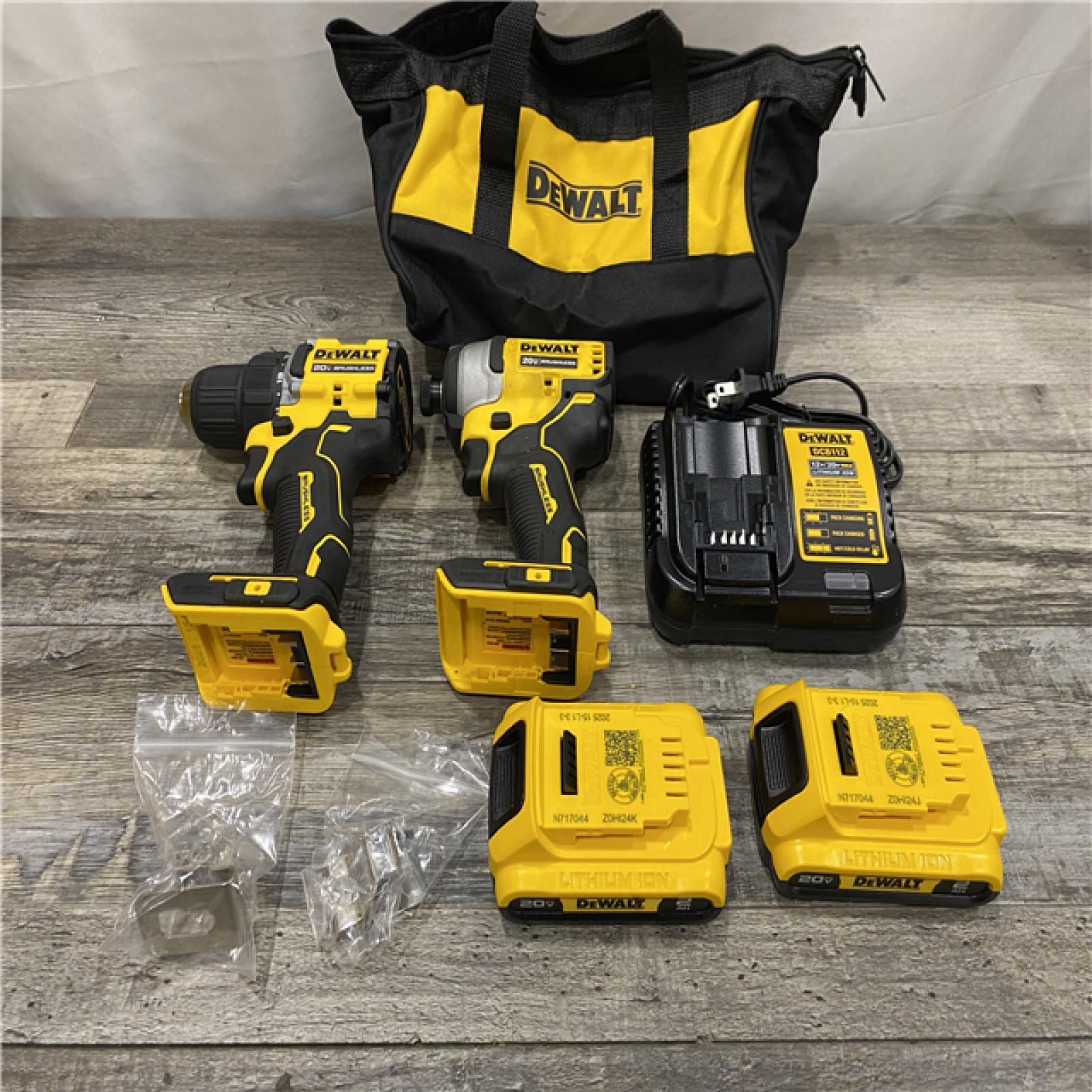 AS-IS DEWALT ATOMIC 20-Volt MAX Lithium-Ion Cordless Combo Kit