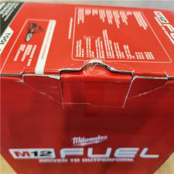 NEW- Milwaukee M12 FUEL 6 in. 12 V Battery Pruning Saw Tool Only