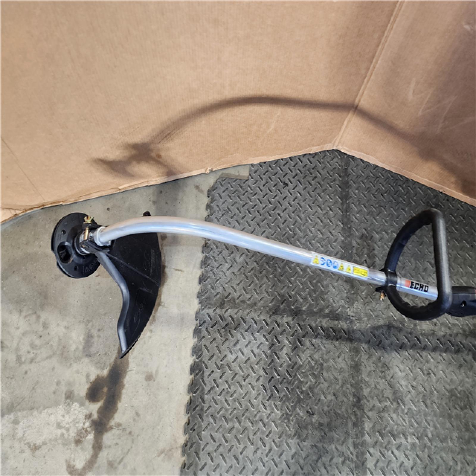 HOUSTON LOCATION - AS-IS Echo GT-225 21.2cc 2 Stroke Lightweight Durable Gas Curved Shaft String Trimmer