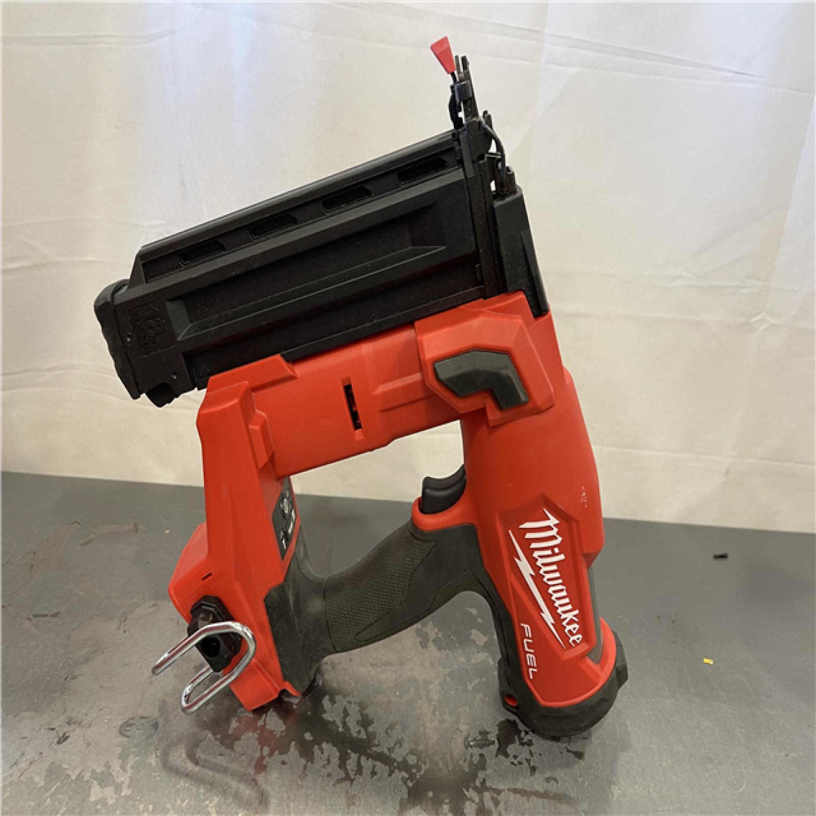 AS-IS - Milwaukee M18 FUEL 18-Volt Lithium-Ion Brushless Cordless Gen II 18-Gauge Brad Nailer