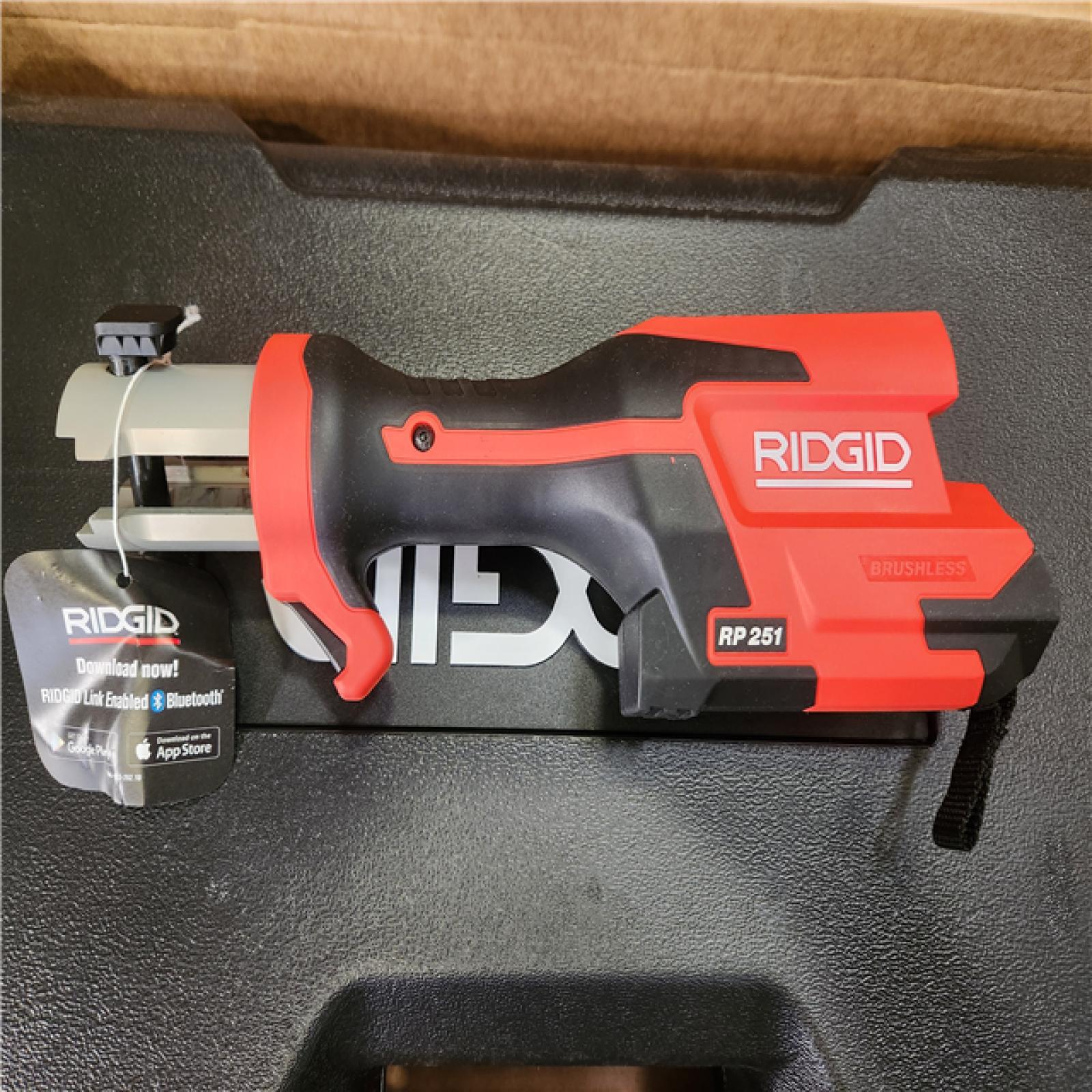 Phoenix NEW RIDGID RP 251 Stainless Steel Press Tool Kit Includes 8-RLS Jaws (1/4 in. - 1-3/8 in.)  2-12V Batteries  Charger Plus Case