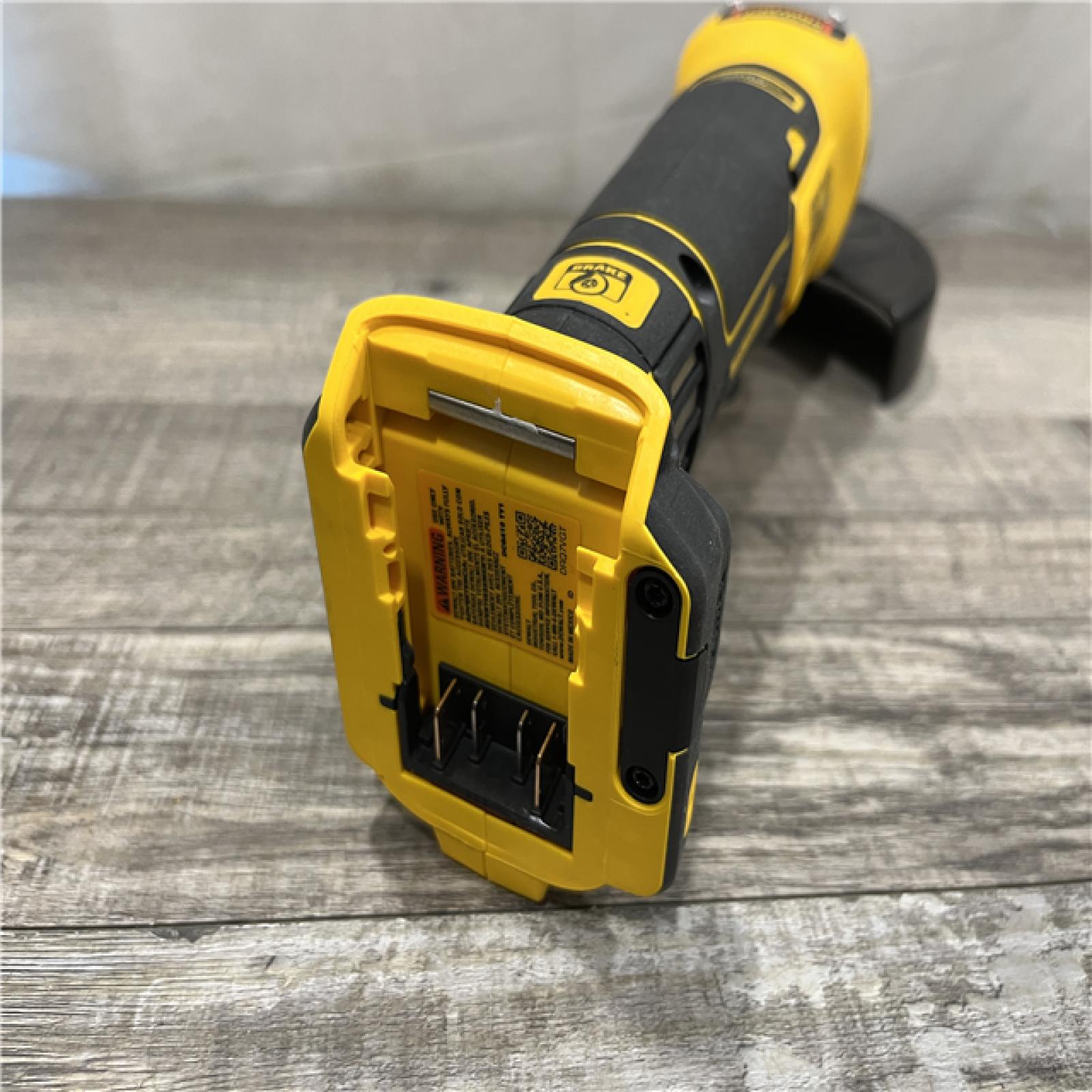 AS-IS DEWALT 20V MAX Lithium-Ion Cordless 4-1/2 in. - 5 in. Angle Grinder Kit