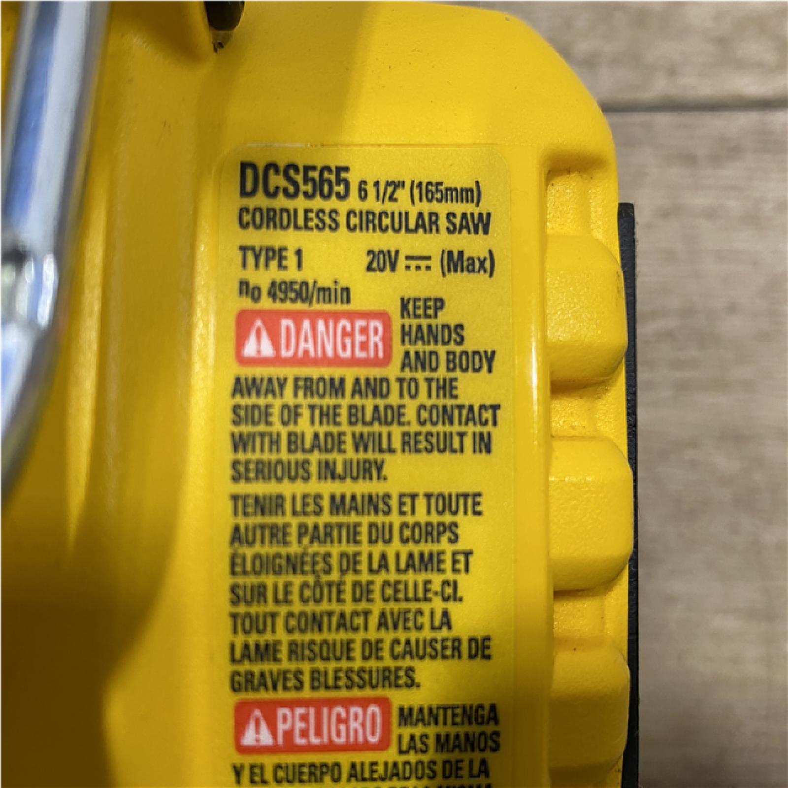 AS-IS Dewalt 20V MAX* 6-1/2 in. Brushless Cordless Circular Saw Tool Only