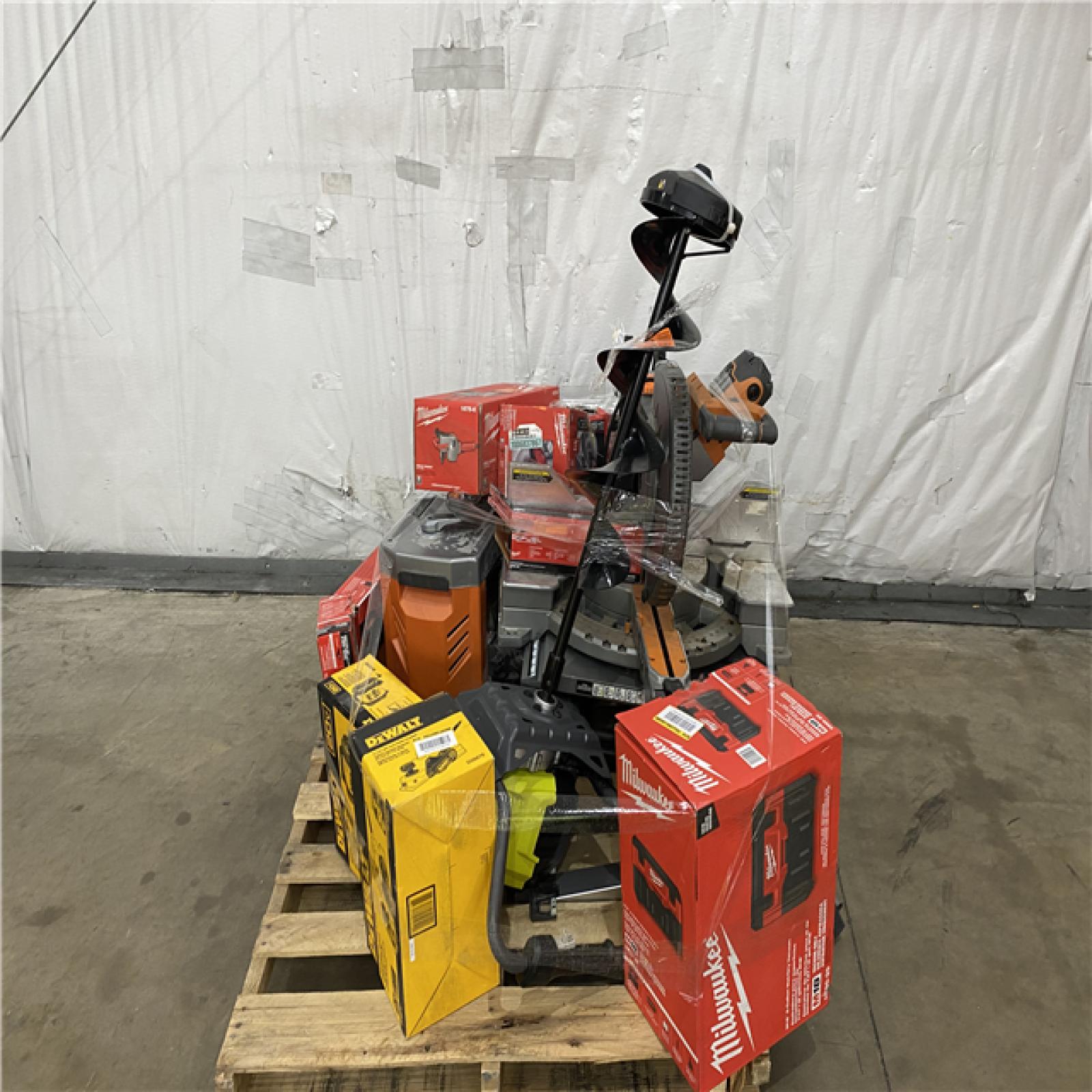 Houston Location AS IS - Tool Pallet