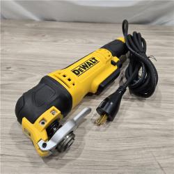 LIKE NEW! - DeWalt 3 Amps Corded Oscillating Multi-Tool Kit