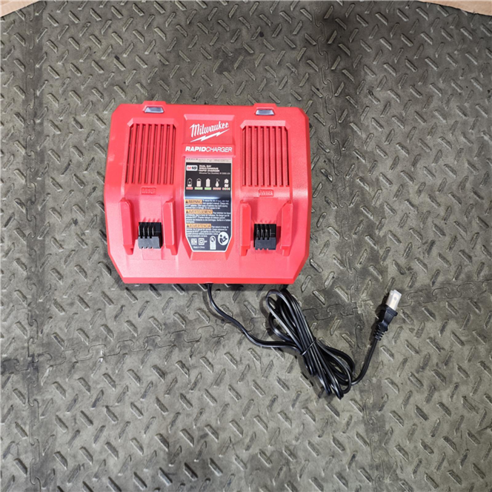 HOUSTON LOCATION - AS-IS Milwaukee M18 FUEL Brushless Cordless 21 in. Walk Behind Dual Battery Self-Propelled Mower Kit W/ CHARGER