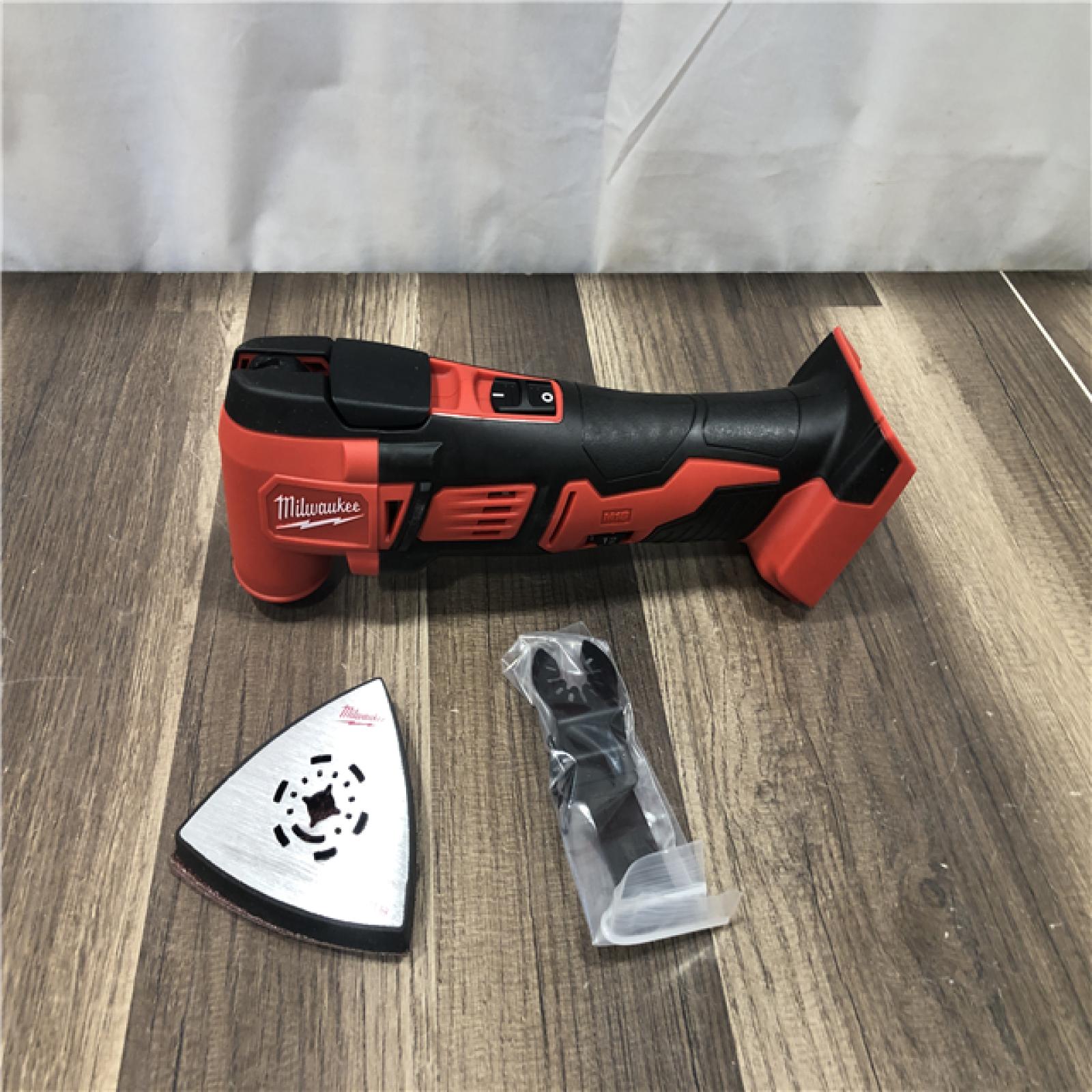 AS-IS Milwaukee 18V Lithium-Ion Cordless Oscillating Multi-Tool (Tool-Only)