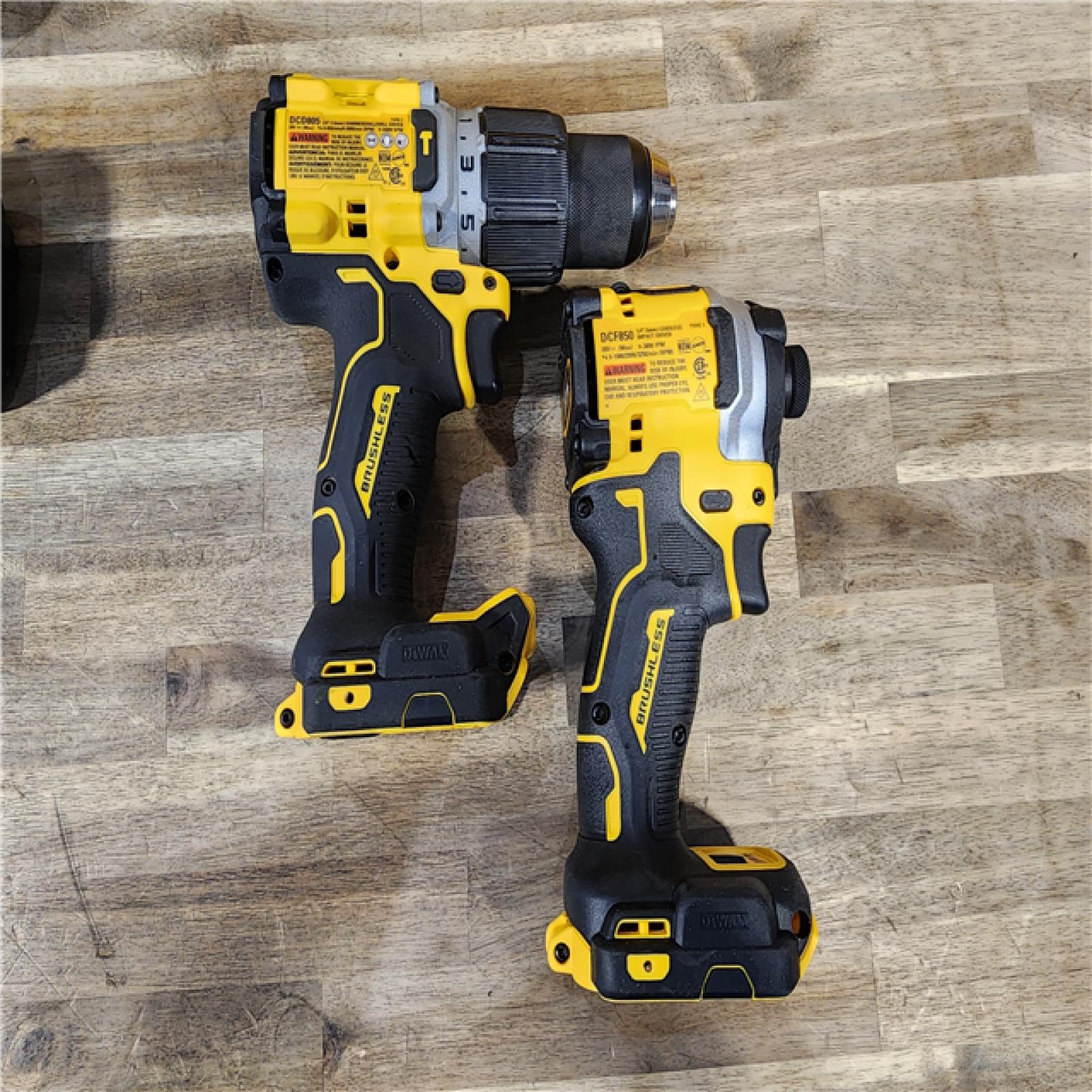 HOUSTON LOCATION - AS-IS DEWALT 20V MAX XR Hammer Drill and ATOMIC Impact Driver 2 Tool Cordless Combo Kit with (2) 4.0Ah Batteries, Charger, and Bag