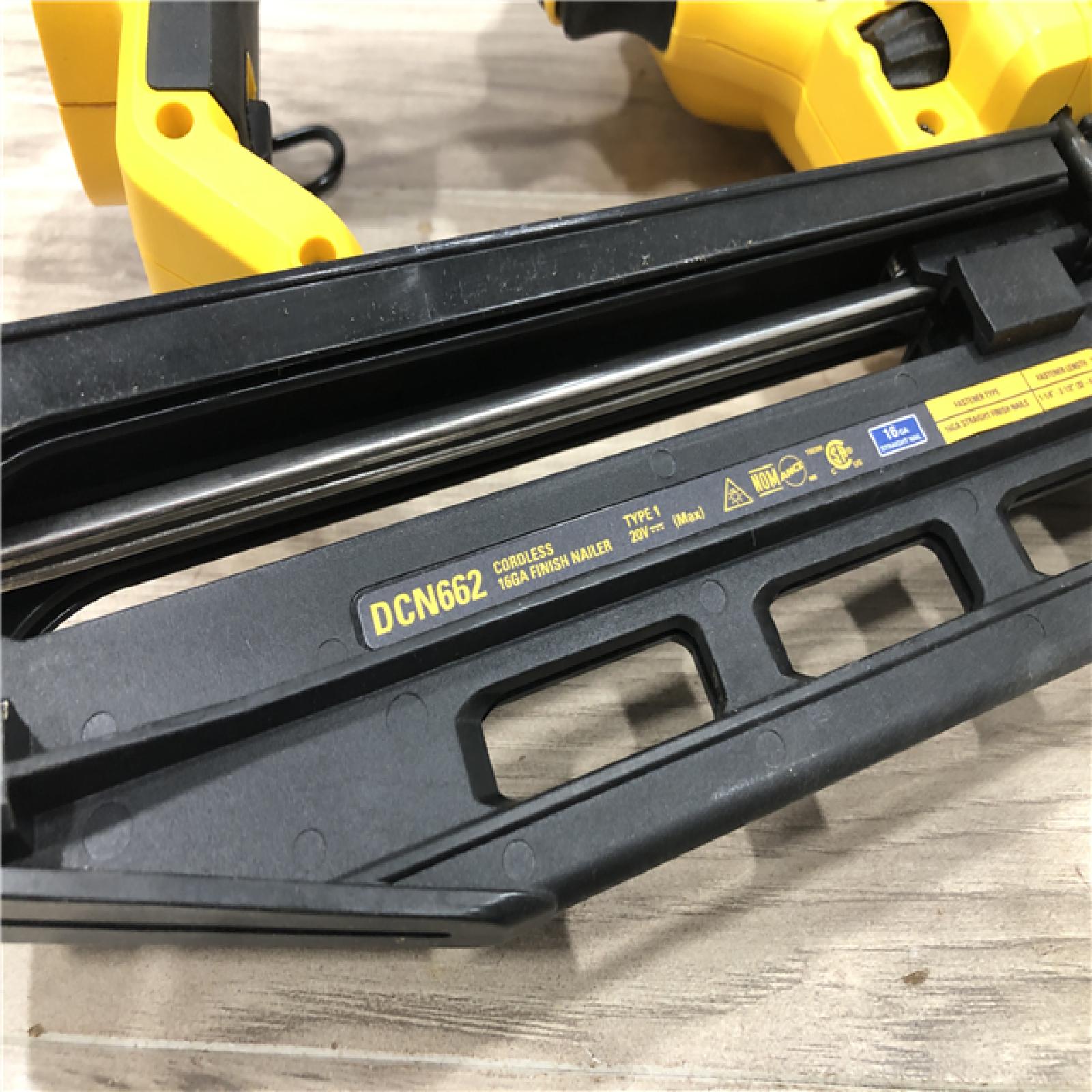 AS-IS DEWALT 20V MAX XR 16-Gauge Lithium-Ion Cordless Finish Nailer (Tool Only)