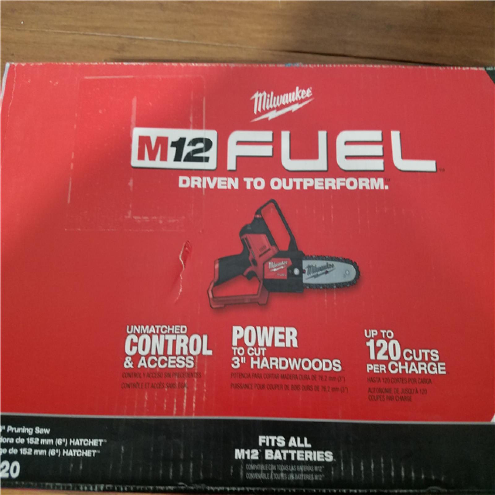 CALIFORNIA AS-IS MILWAUKEE M12 HATCHET 6PRUNING SAW (TOOL ONLY)