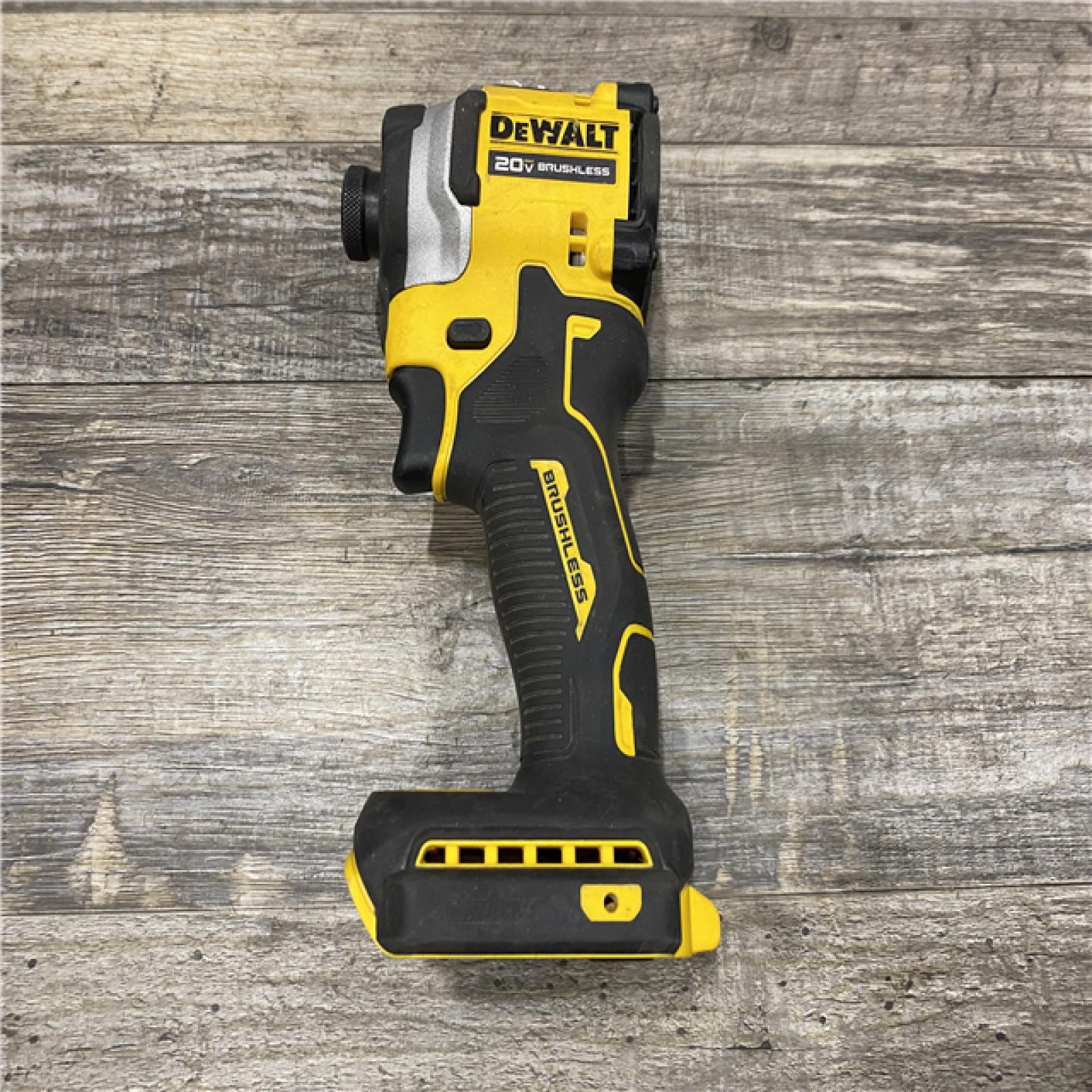 AS-IS DEWALT ATOMIC 20V MAX Lithium-Ion Cordless 1/4 in. Brushless Impact Driver Kit