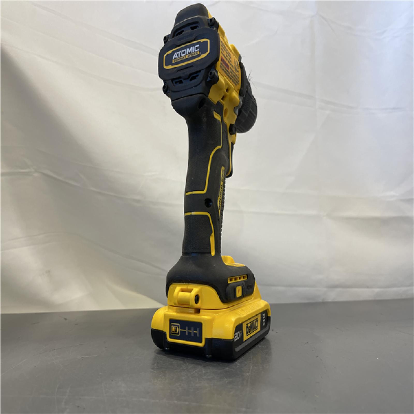 AS-IS - DEWALT ATOMIC COMPACT SERIES 20V MAX* Brushless Cordless 1/2 Drill/Driver Kit