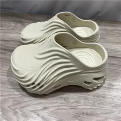 Crocs Echo Wave - Bone - SZ M9/W11