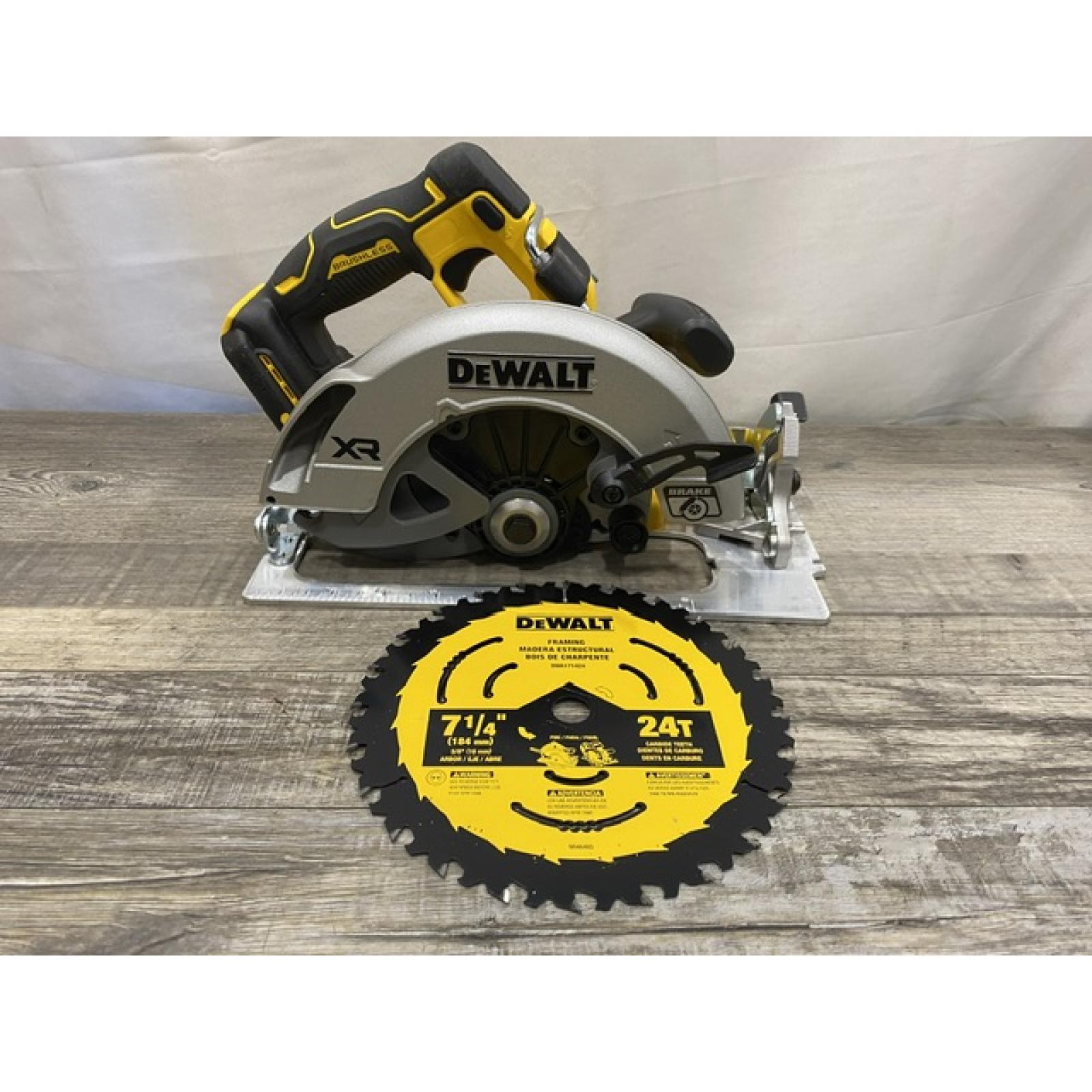 AS-IS DEWALT 20-Volt MAX 7-1/4 in. Cordless Circular Saw (Tool Only)