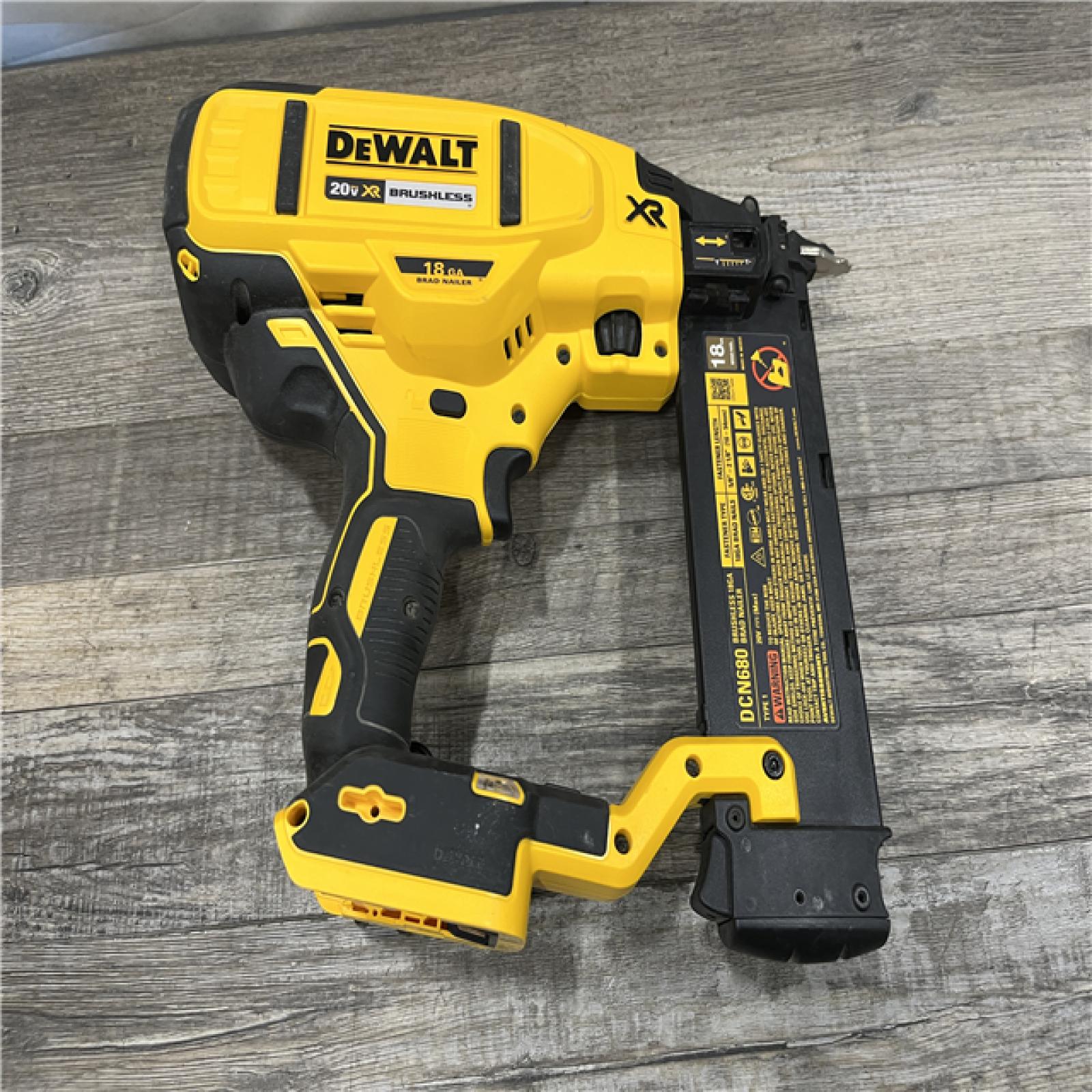 AS-IS DEWALT 20V MAX XR Lithium-Ion Electric Cordless 18-Gauge Brad Nailer (Tool Only)