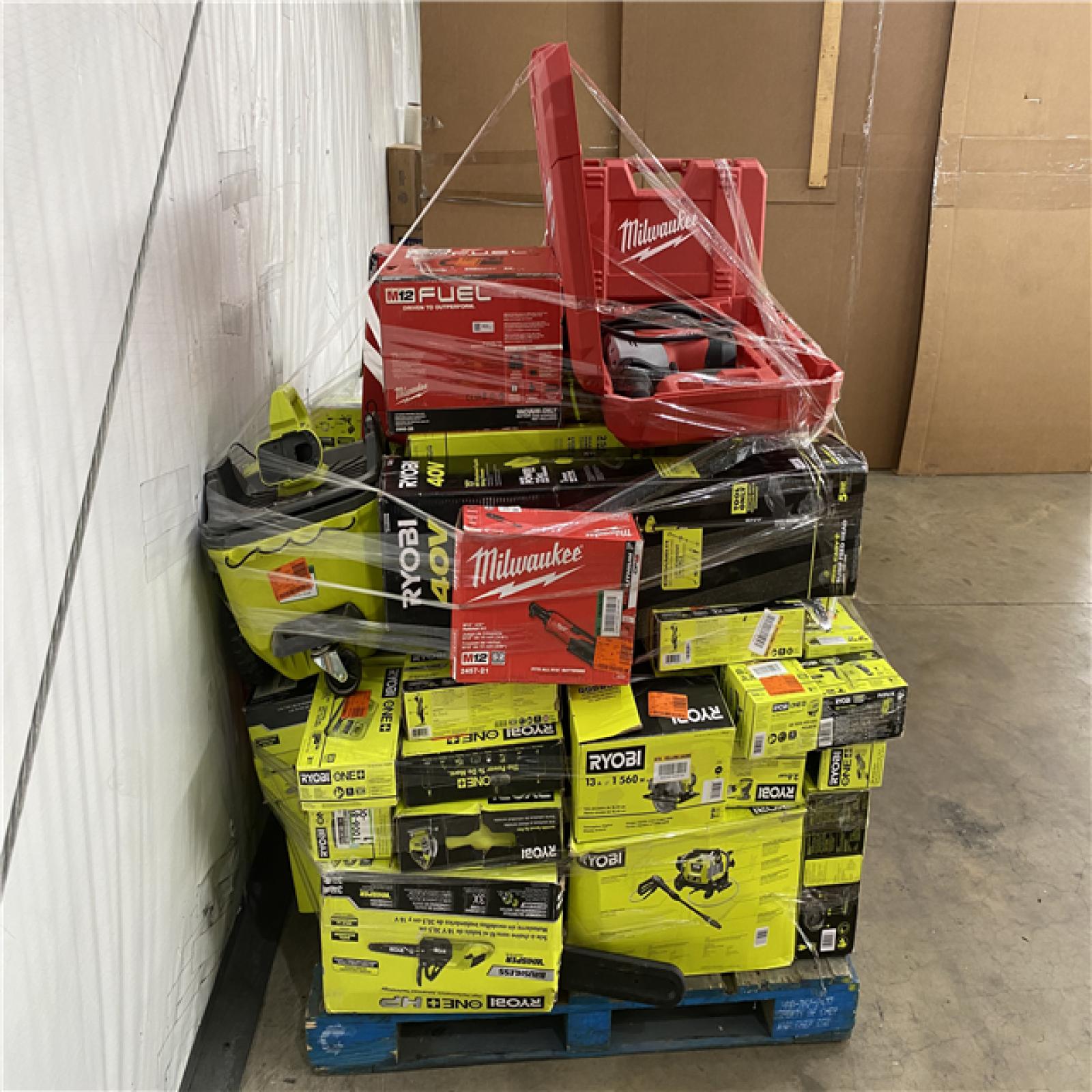 Houston Location AS IS - Tool Pallet