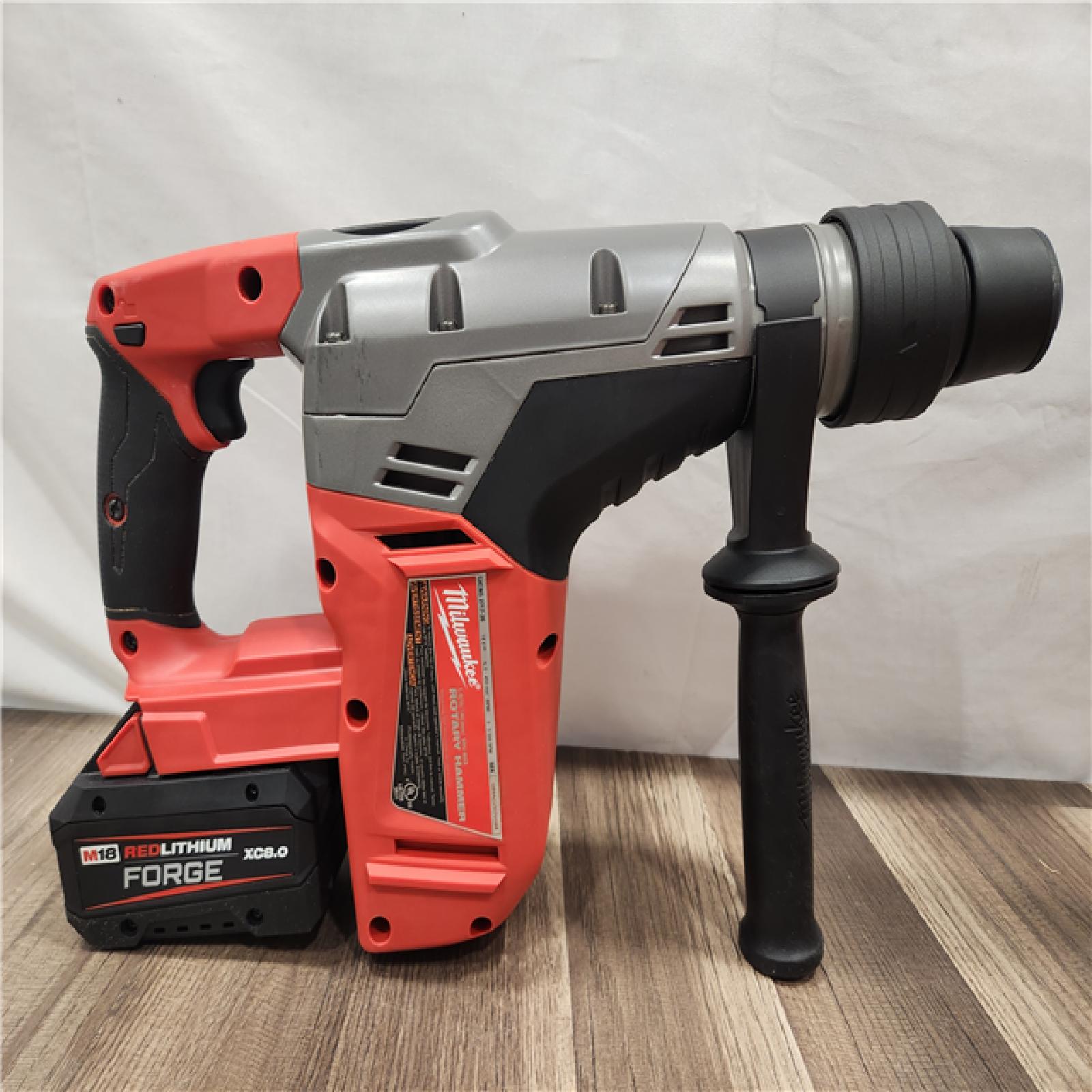 AS-IS- Milwaukee FUEL 18V Lithium-Ion Brushless Cordless 1-9/16 in. SDS-Max Rotary Hammer (Tool-Only)