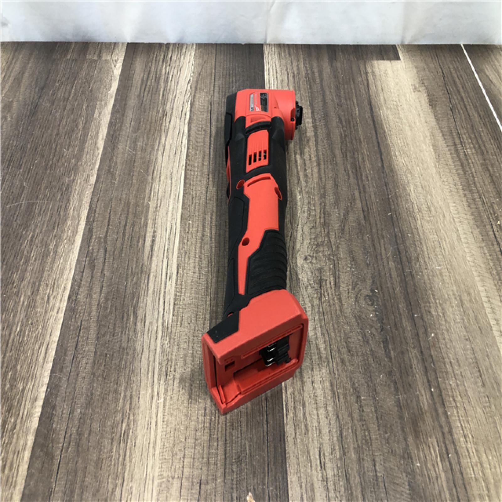 AS-IS Milwaukee 18V Lithium-Ion Cordless Oscillating Multi-Tool (Tool-Only)