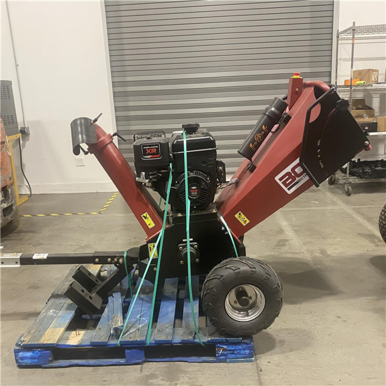 Dallas Location - As-Is Boss Industrial 5 in. 14hp Gas Powered Chipper Shredder