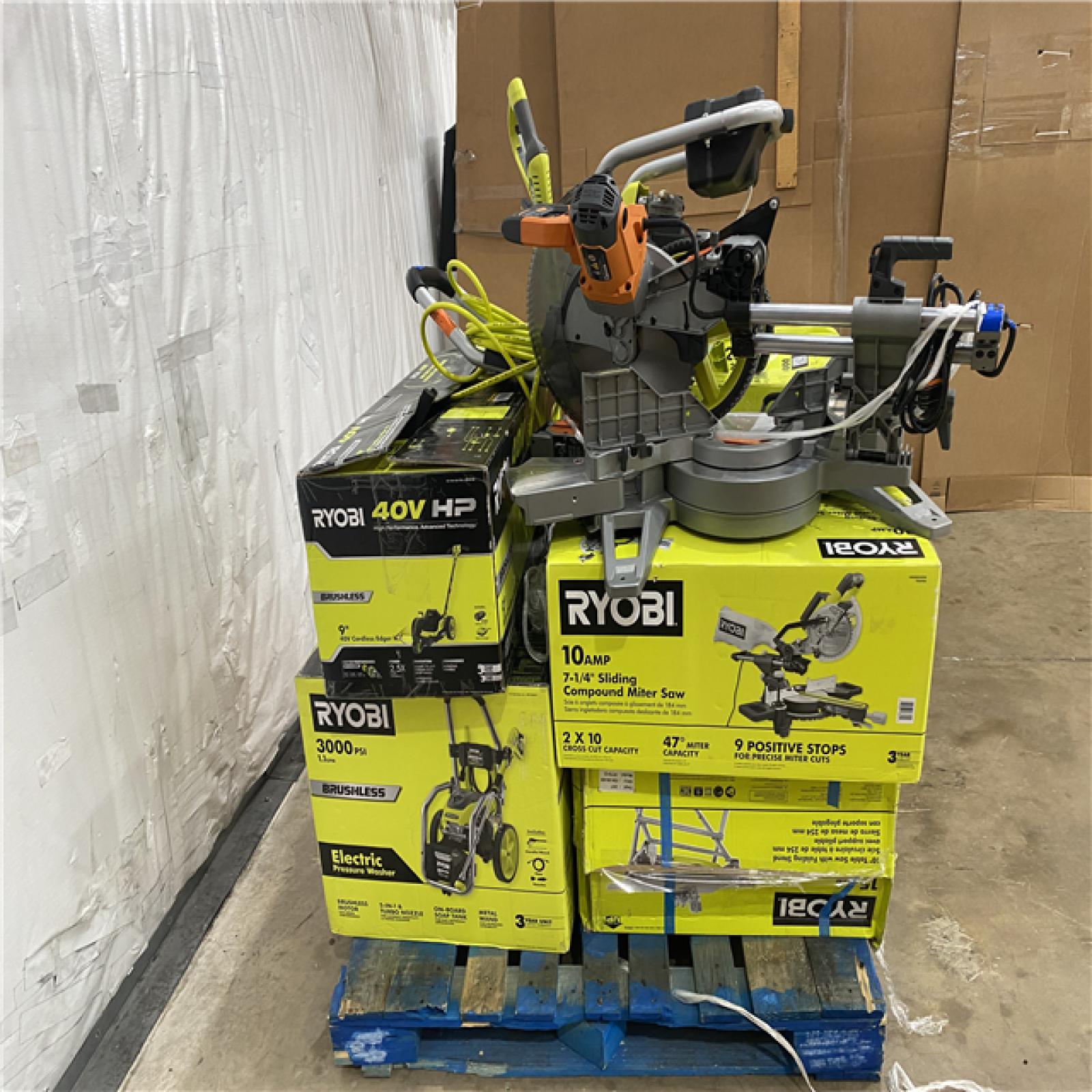 Houston Location AS IS - Tool Pallet