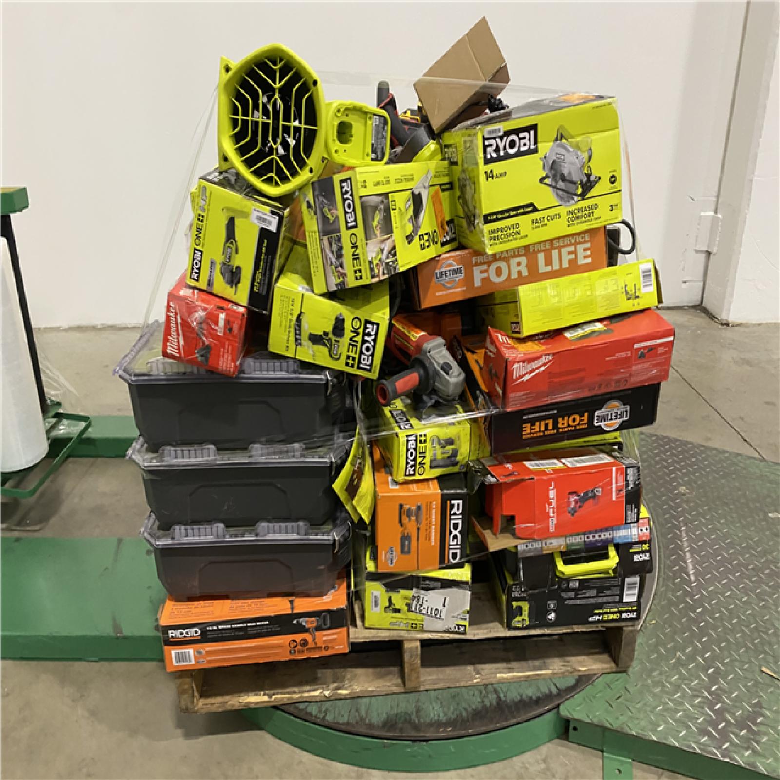 Dallas Location - As-Is Tool Pallet