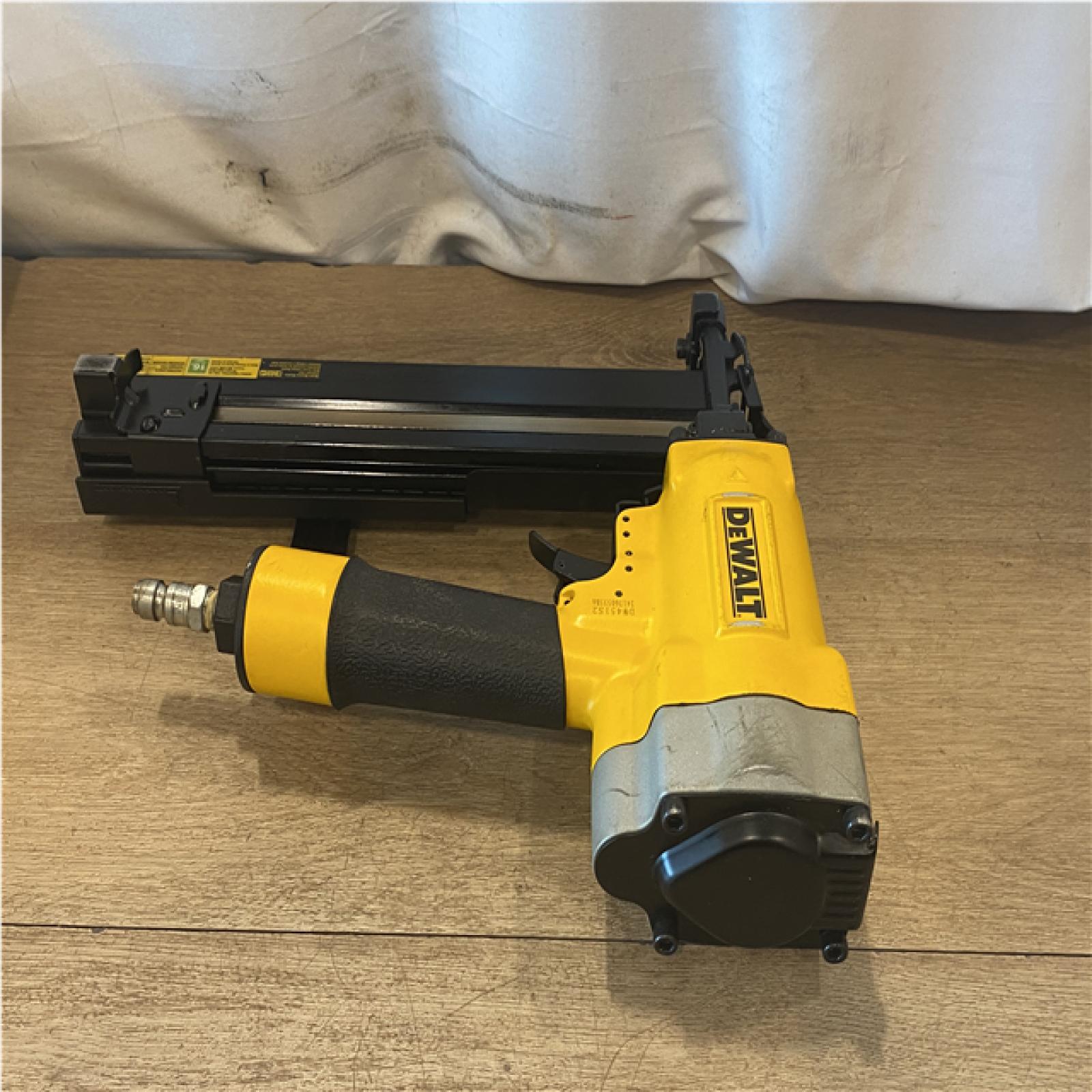 AS-IS DEWALT Corded Pneumatic 16-Gauge 1 in. Crown Lathing Stapler