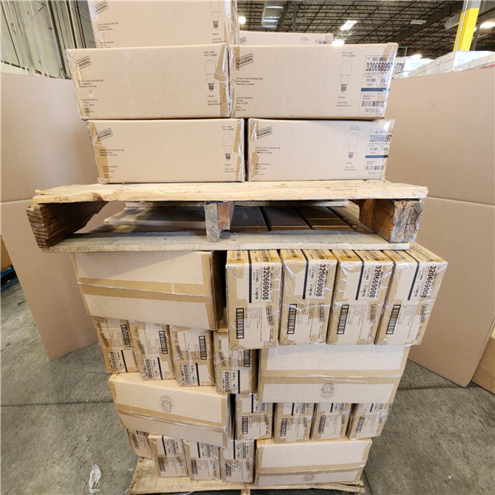 Phoenix NEW LED Bulb 9.5 Watt A19 Soft White 2700K 60 Watt Replacement 8 Bulbs/Pack  4 Total Packs Per Box Pallet (98-Boxes)