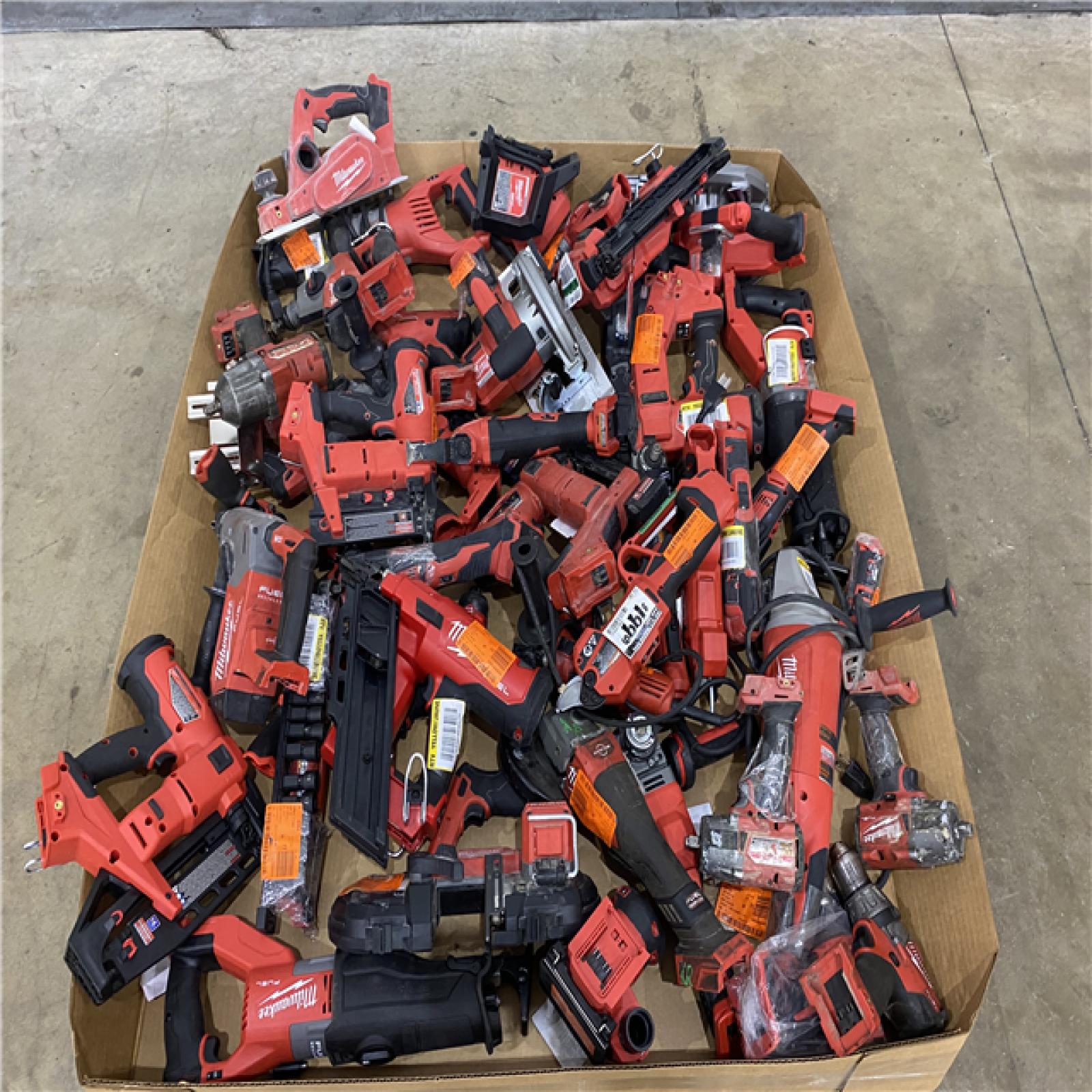 Houston Location AS IS - Tool Pallet