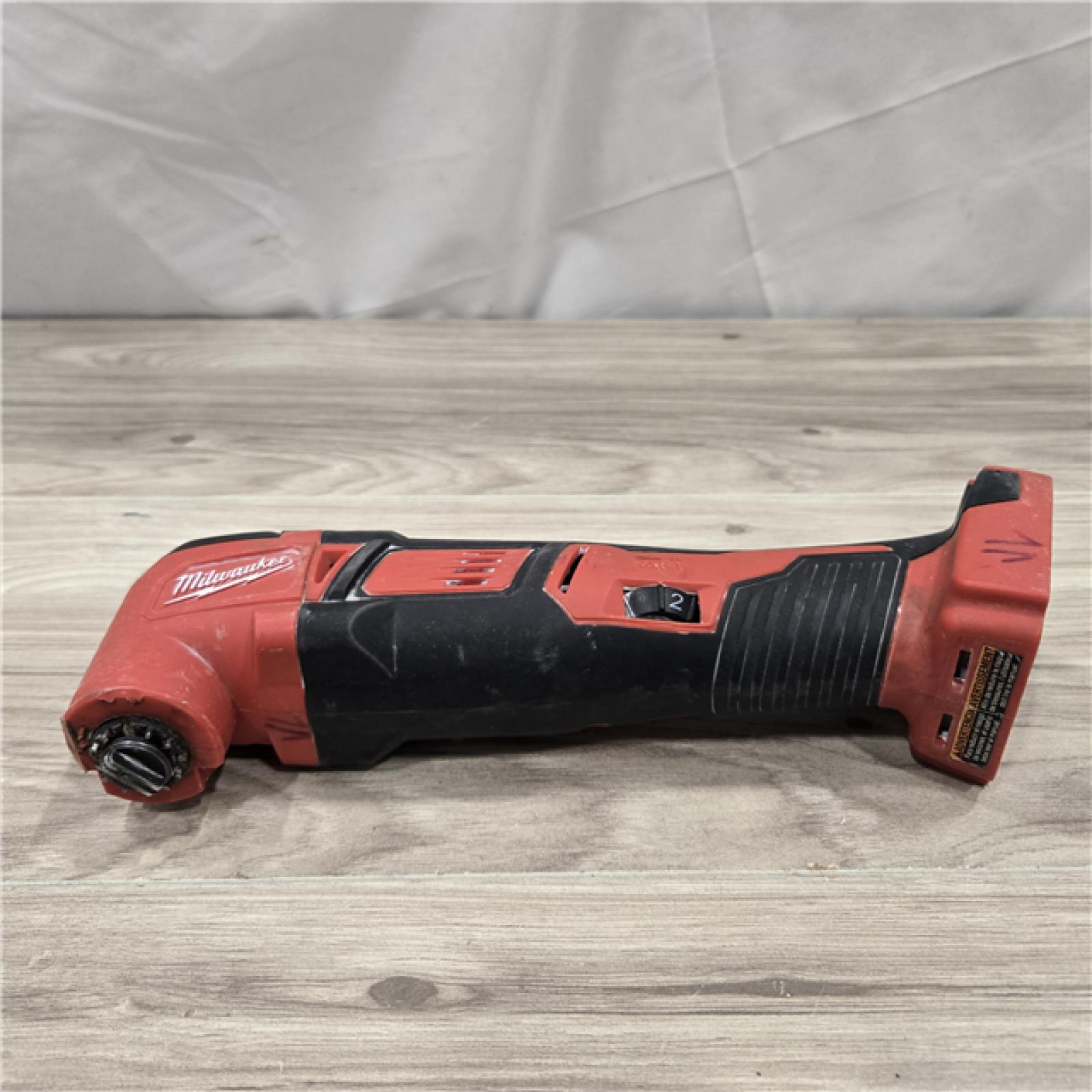 AS-IS Milwaukee 2626-20 M18 Cordless Multi-Tool (Tool Only)