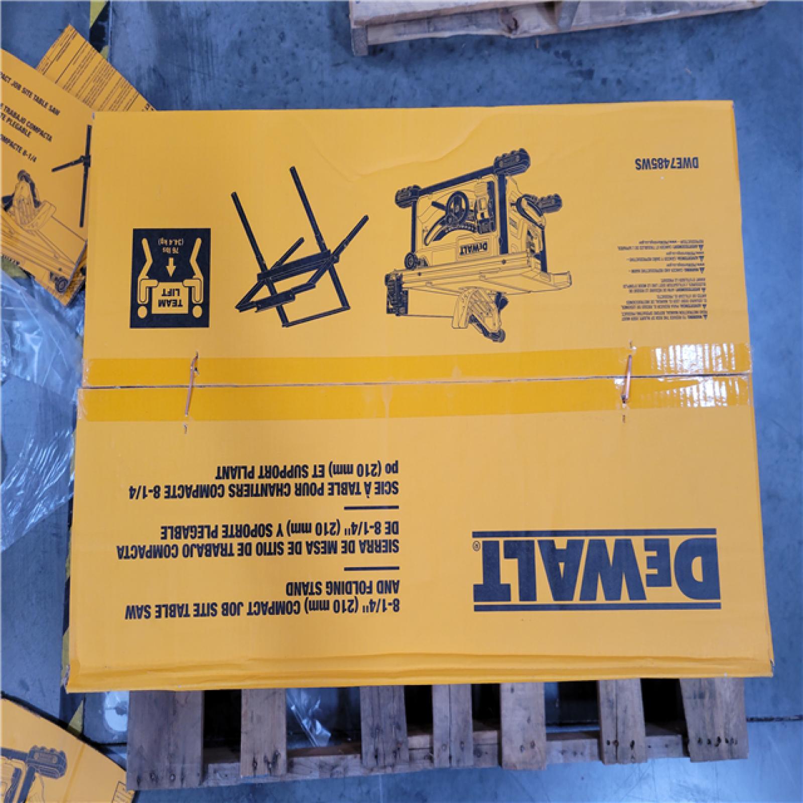 CALIFORNIA AS-IS DEWALT 8-1/4 (210mm) COMPACT JOB SITE TABLE SAW AND FOLDING STAND