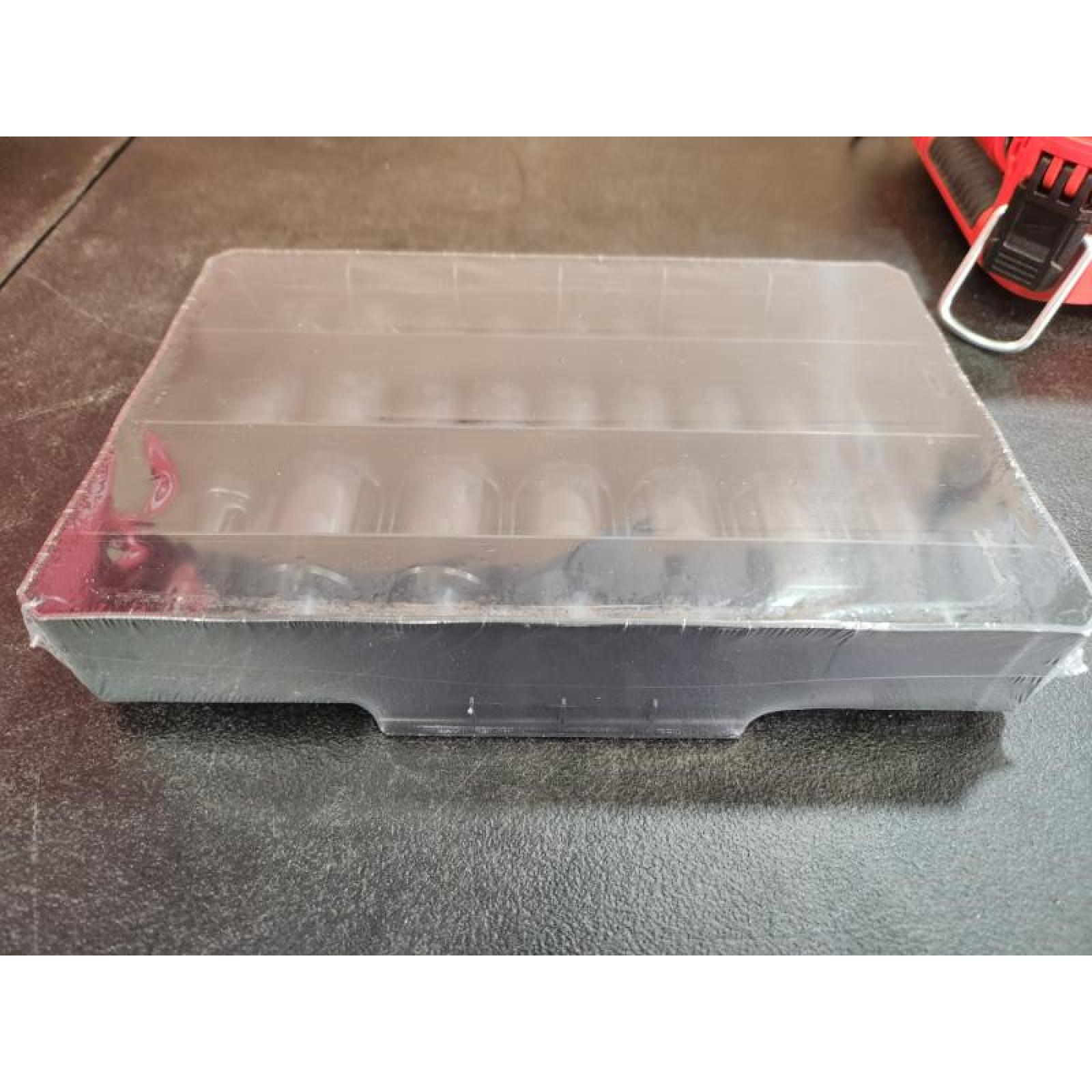 Phoenix NEW Milwaukee SHOCKWAVE Impact-Duty 1/2 in. Drive Metric and SAE Standard Impact PACKOUT Socket Set 16 pieces (SEALED)