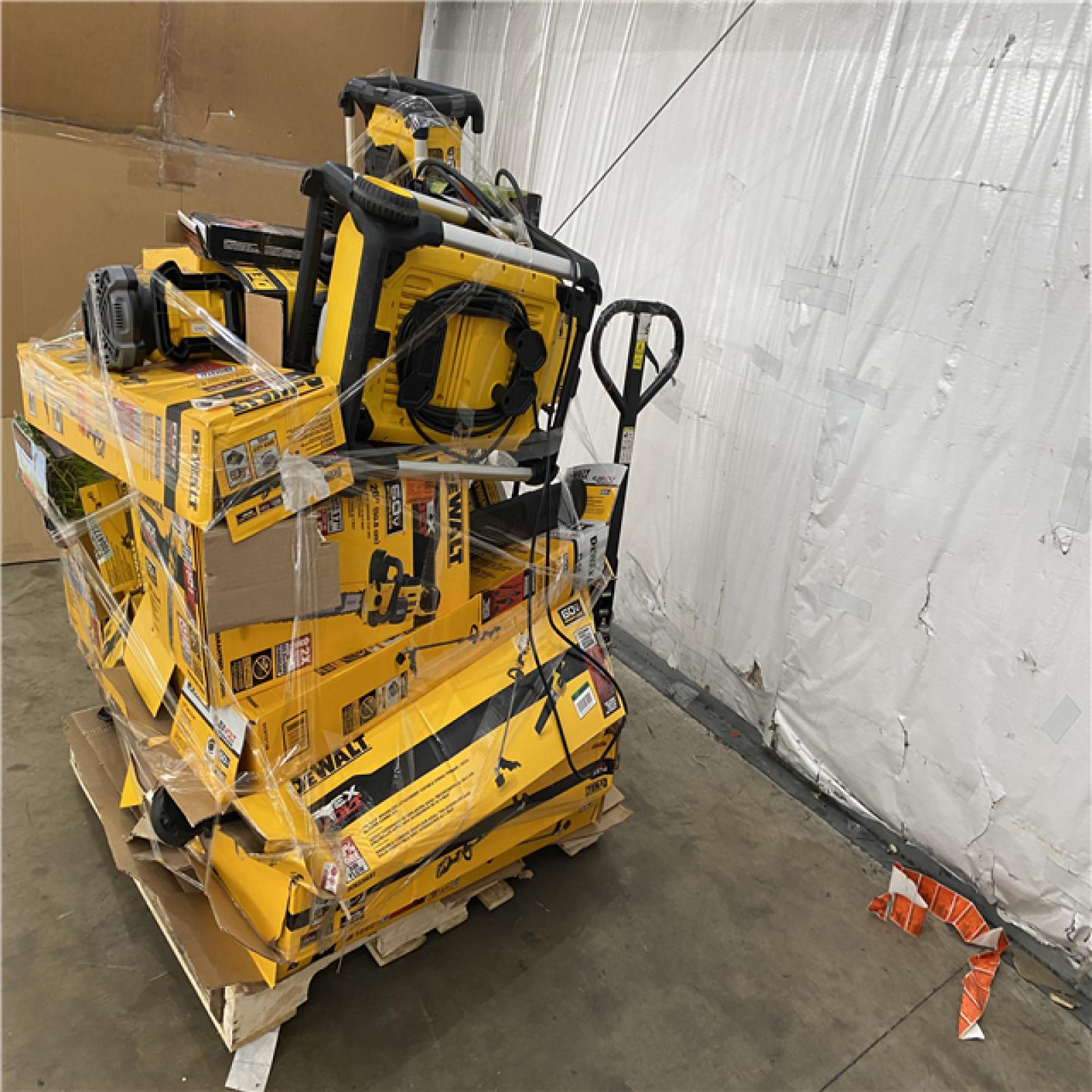 Houston Location AS IS - Tool Pallet