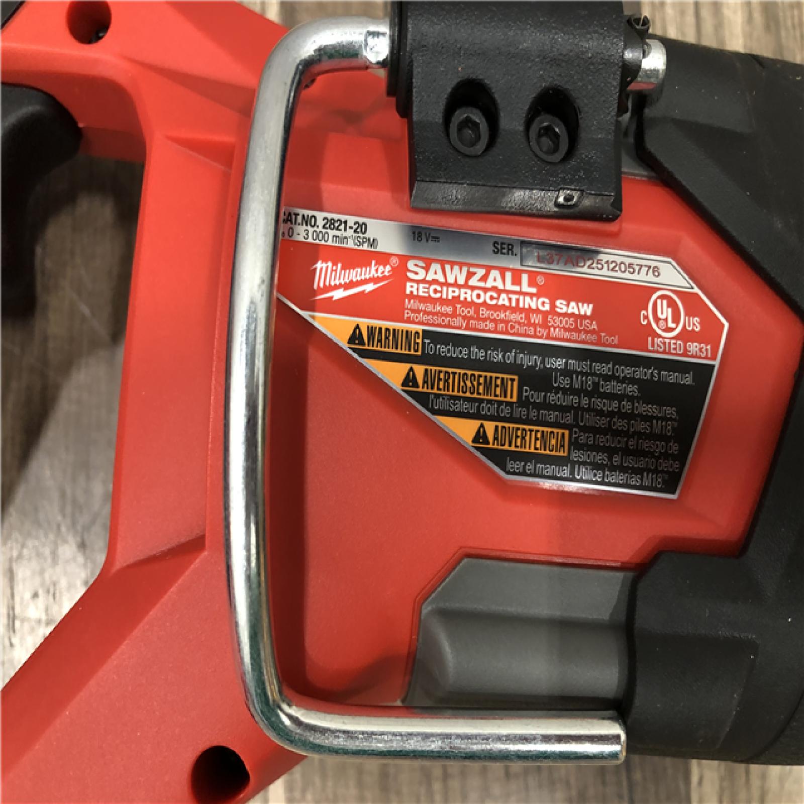 AS-IS Milwaukee  FUEL GEN-2 18V Lithium-Ion Brushless Cordless SAWZALL Reciprocating Saw (Tool-Only)