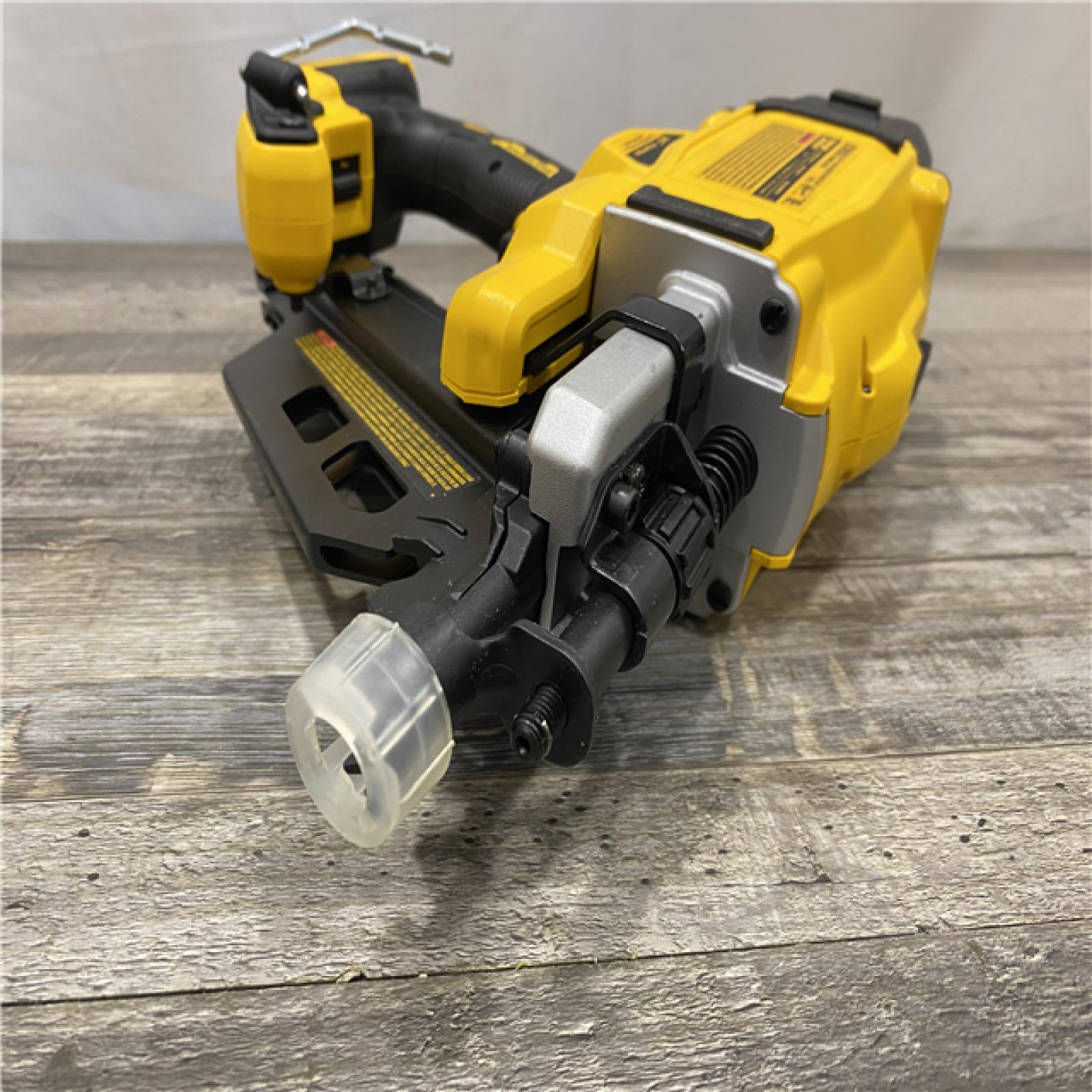 AS-IS DEWALT 20V 30 Degree Cordless Framing Nailer (Tool-Only)