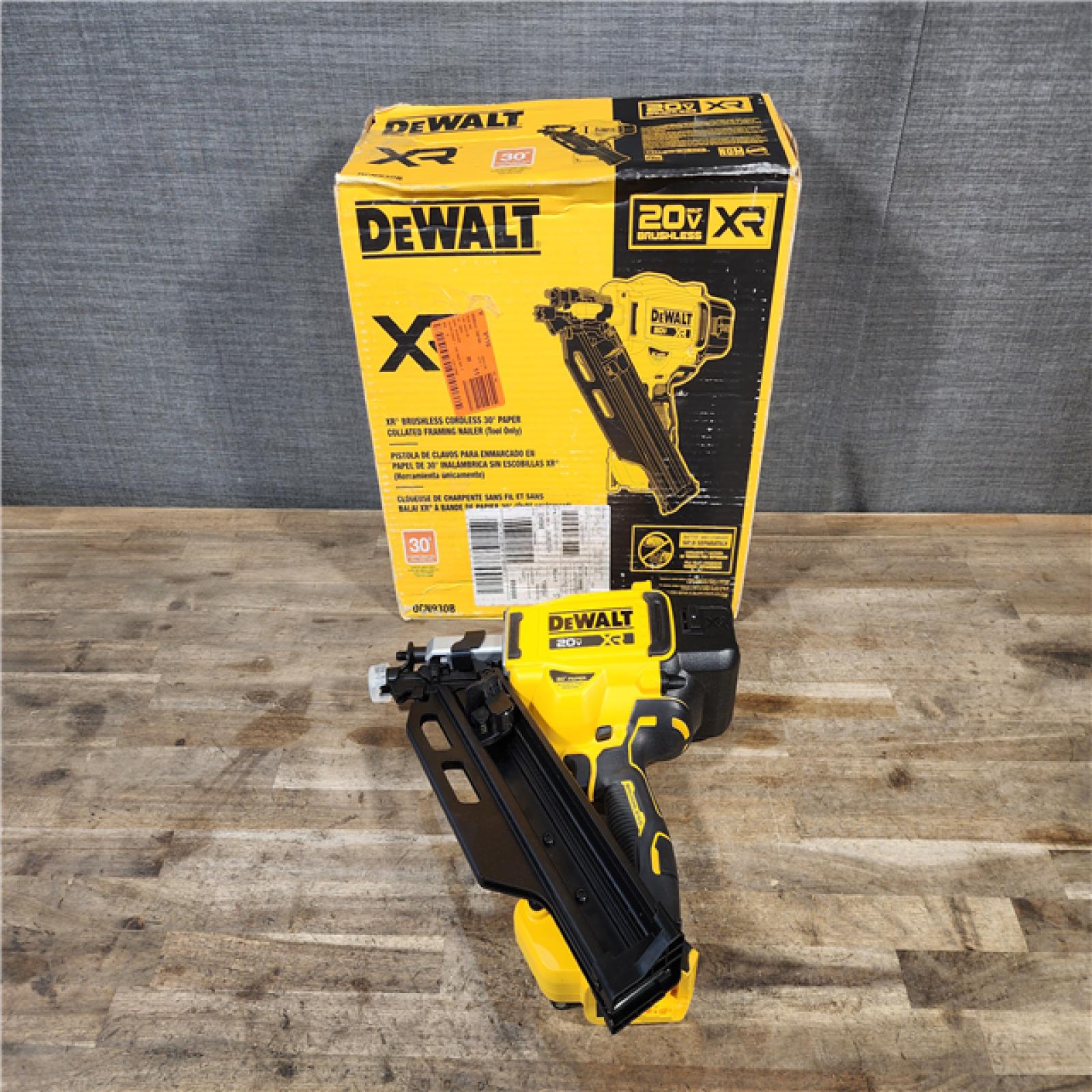 HOUSTON LOCATION - AS-IS (APPEARS LIKE NEW) DEWALT 20V 30 Degree Cordless Framing Nailer (Tool-Only)